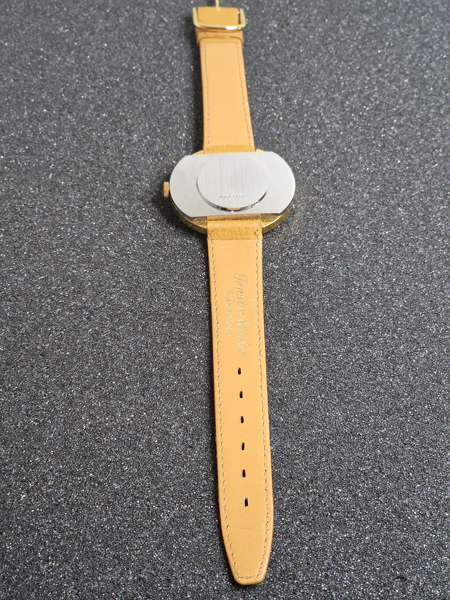 💎 Unworn Vintage Ladies' Watch "F.H.B." – Swiss Made, Hand-Wound, 70s/80s, Gold-Tone