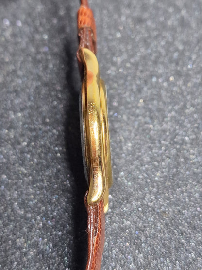 ⌚ Unworn Vintage Quartz Watch&nbsp; Swiss Made, ETA Movement, 70s/80s, Gold-Tone