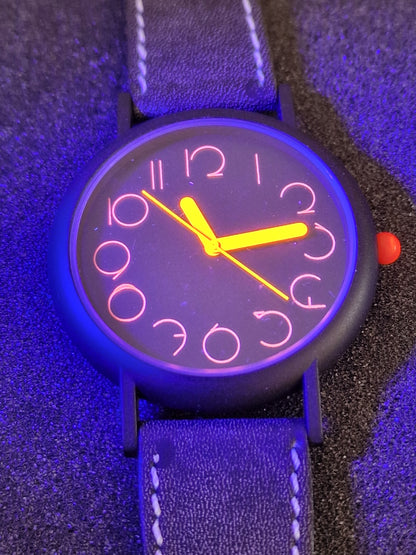 ⌚ Unworn Vintage Quartz Watch – Swiss Made, Cattin Movement, 42mm, 80s/90s, Old Stock