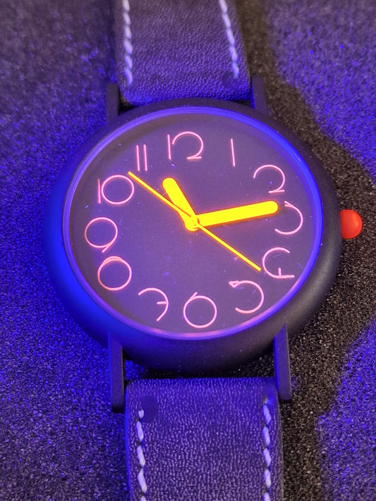 ⌚ Unworn Vintage Quartz Watch – Swiss Made, Cattin Movement, 42mm, 80s/90s, Old Stock