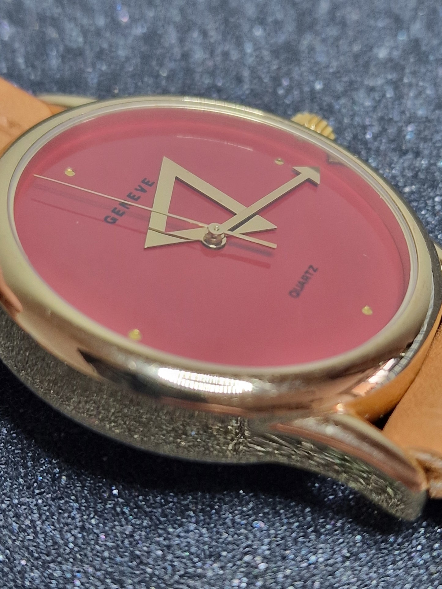 ⌚ Unworn Vintage Quartz Watch "GENEVE" – Swiss Made, Cattin Movement, 38mm, 80s/90s, Old Stock