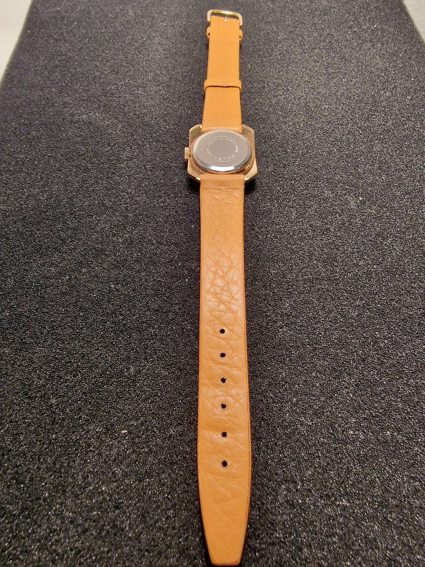 ⌚ Unworn Vintage Watch "DANIEL PERRET" – Swiss Made, Hand-Wound, 1960s, Old Stock