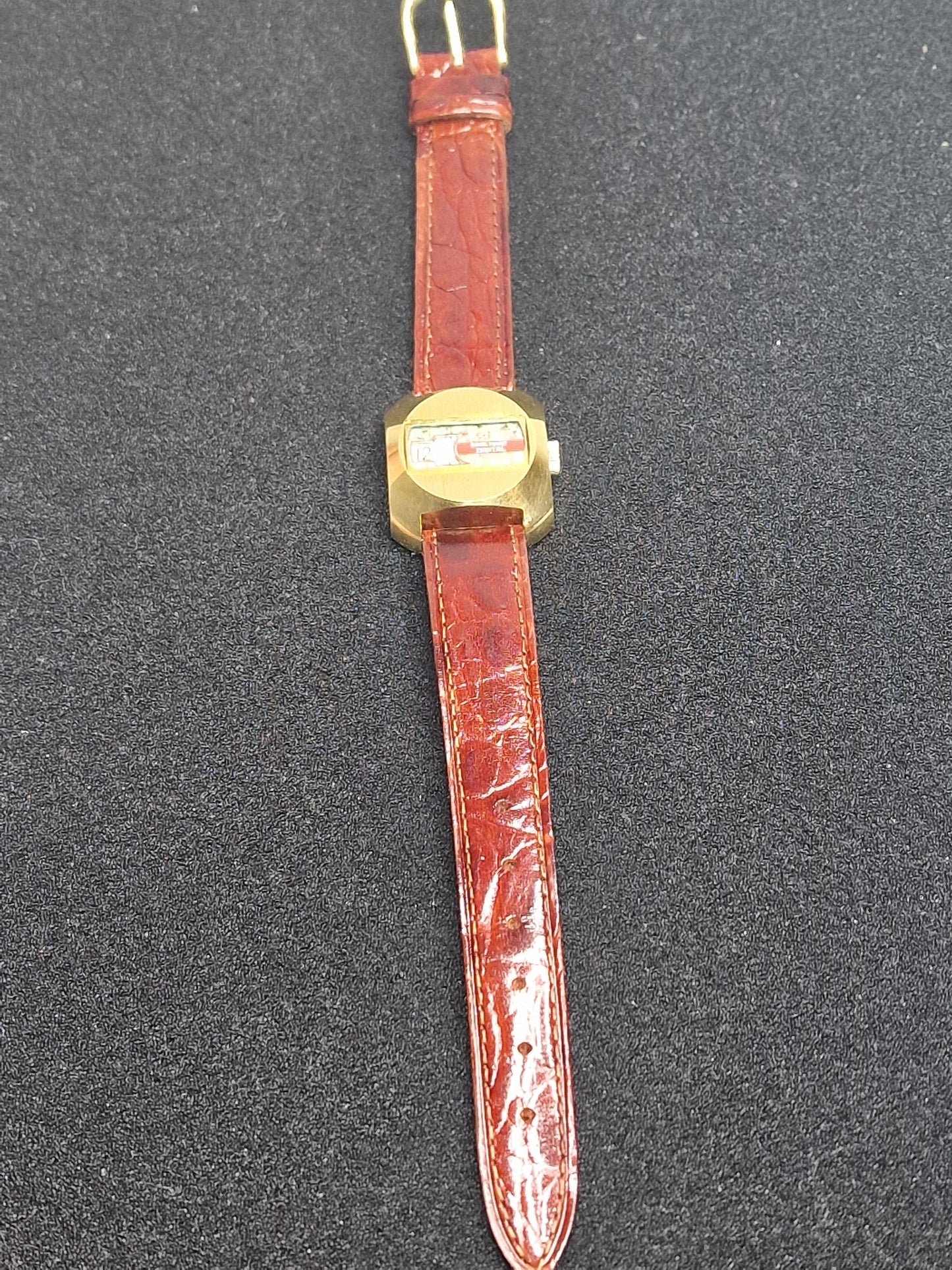 ⌚ Unworn Vintage Watch "DANIEL PERRET" – Swiss Made, Hand-Wound, 1960s, Old Stock