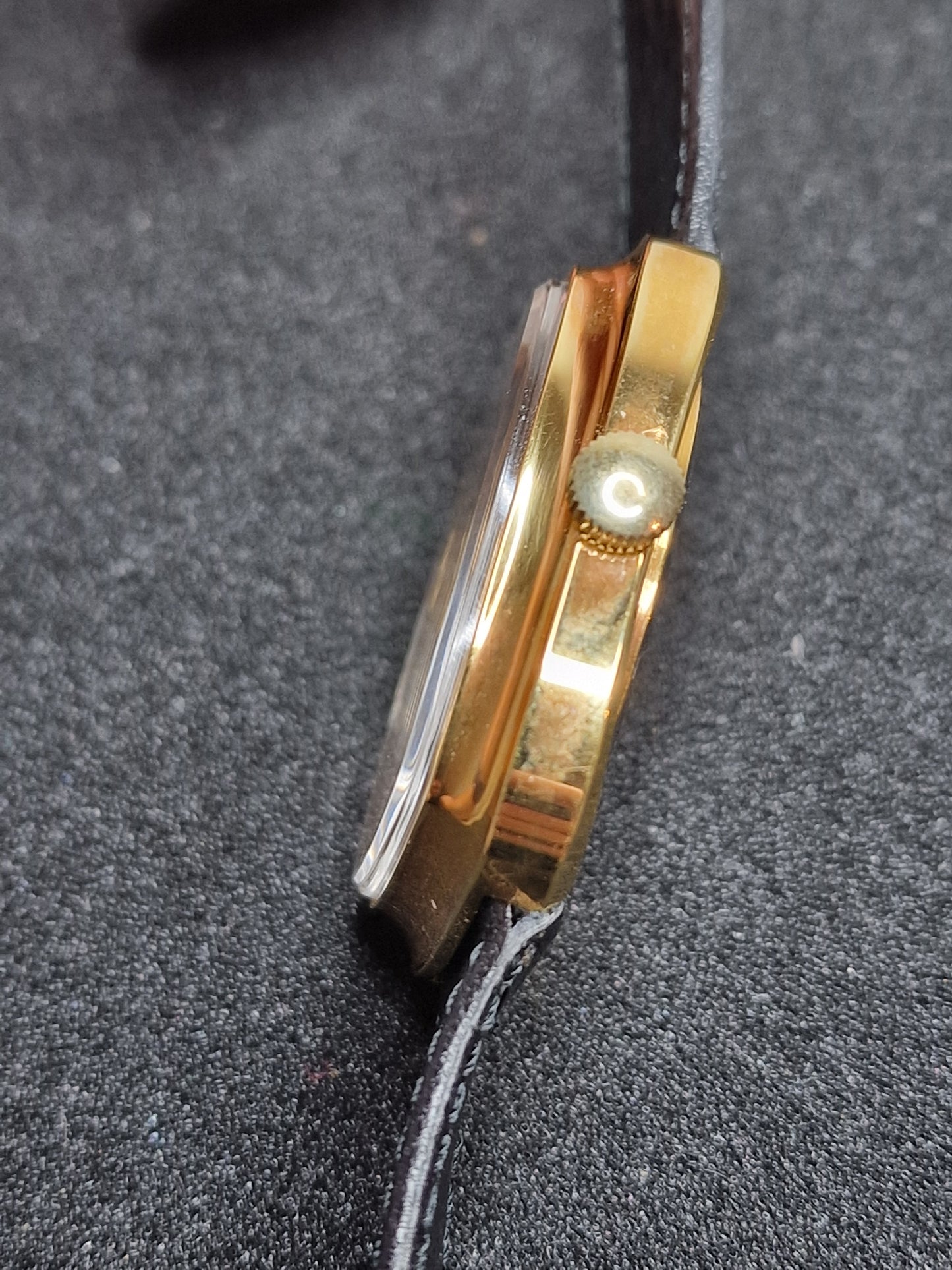 ⌚ Unworn Vintage Rodania Watch – Swiss Made | Hand-Wound | 1960s | Gold-Tone | NOS