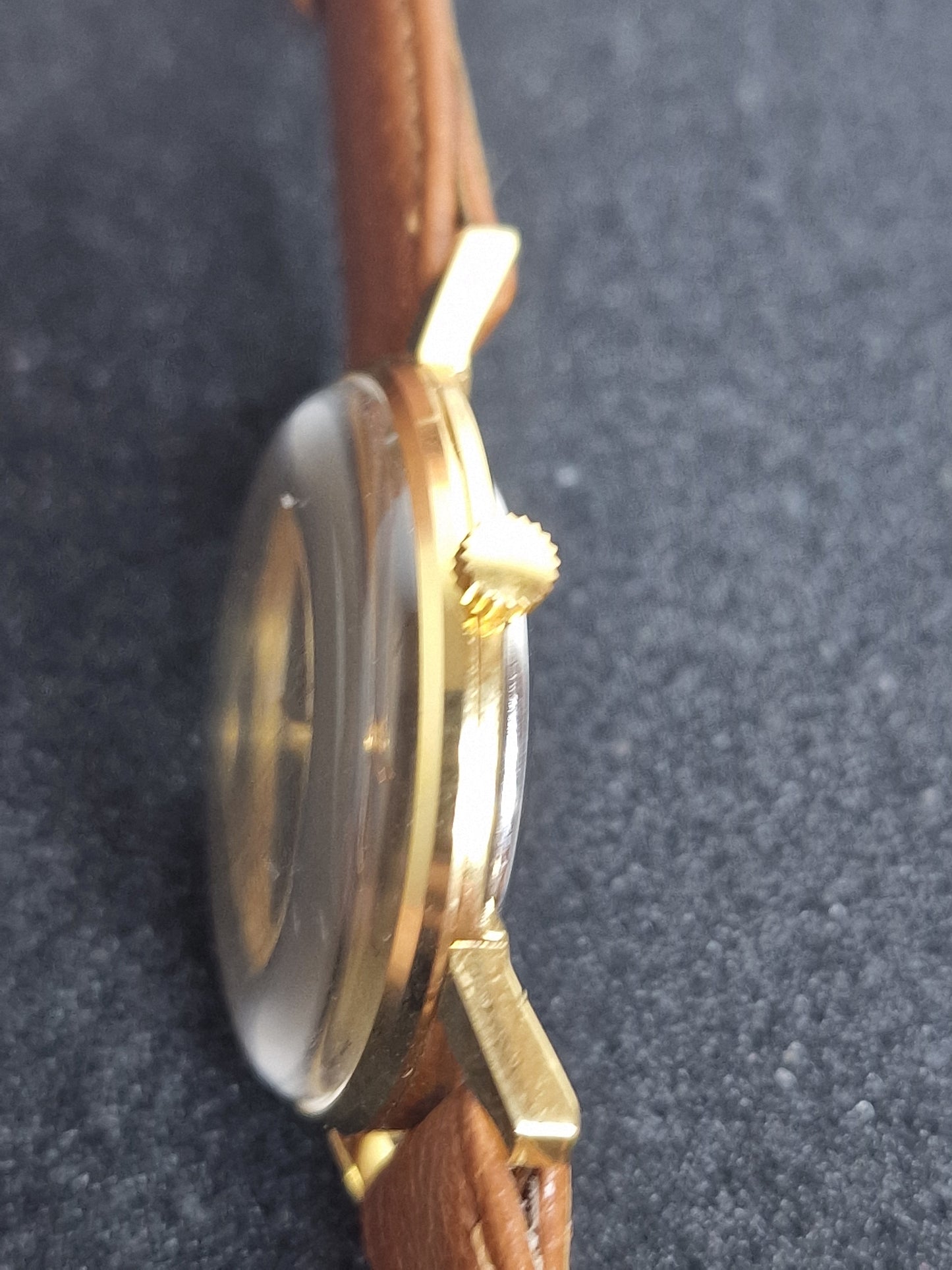 ⌚ Unworn Vintage Watch "SECRETARY" – Swiss Made | Hand-Wound | 50s/60s | Gold-Tone | NOS