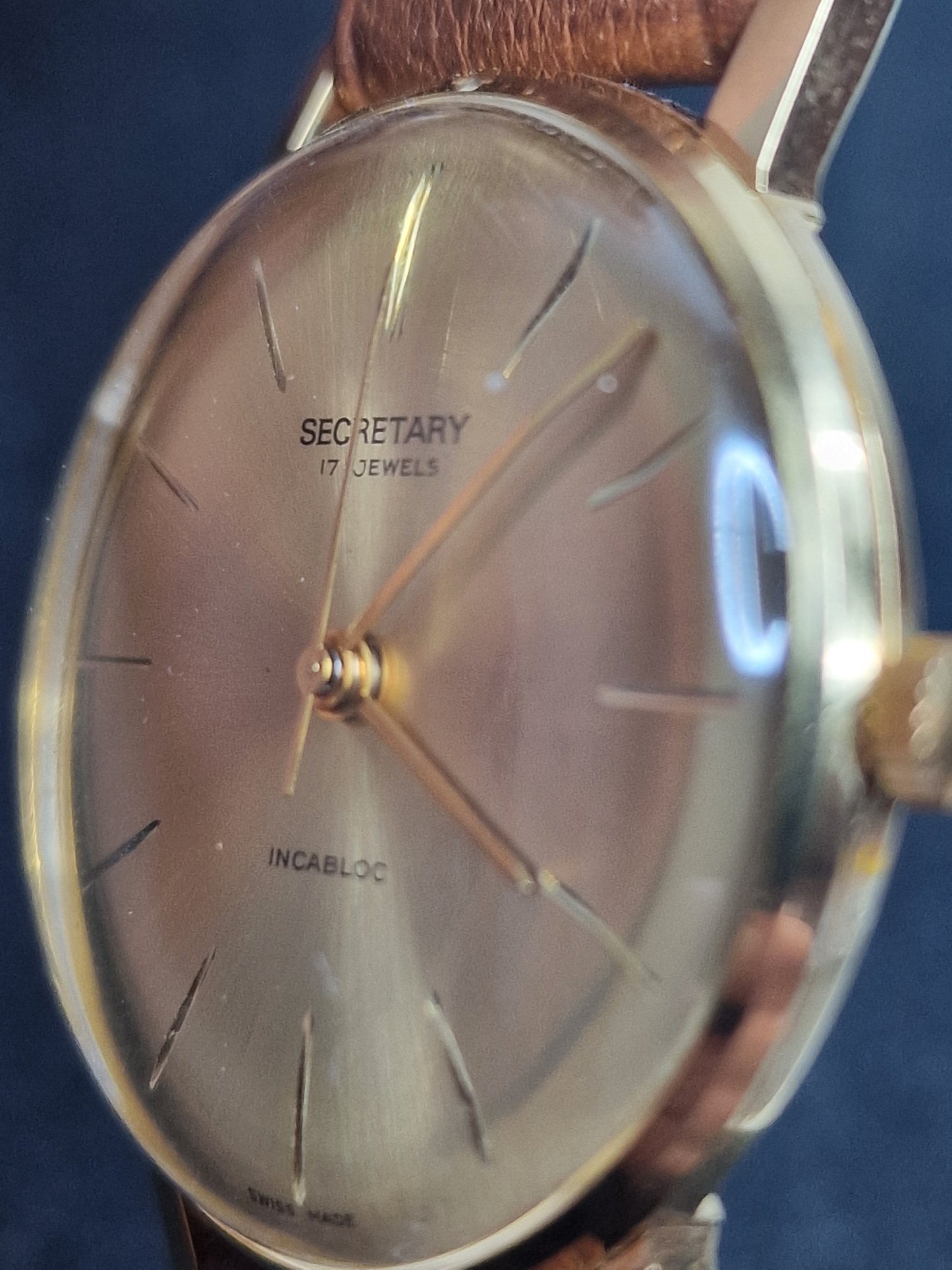 ⌚ Unworn Vintage Watch "SECRETARY" – Swiss Made | Hand-Wound | 50s/60s | Gold-Tone | NOS