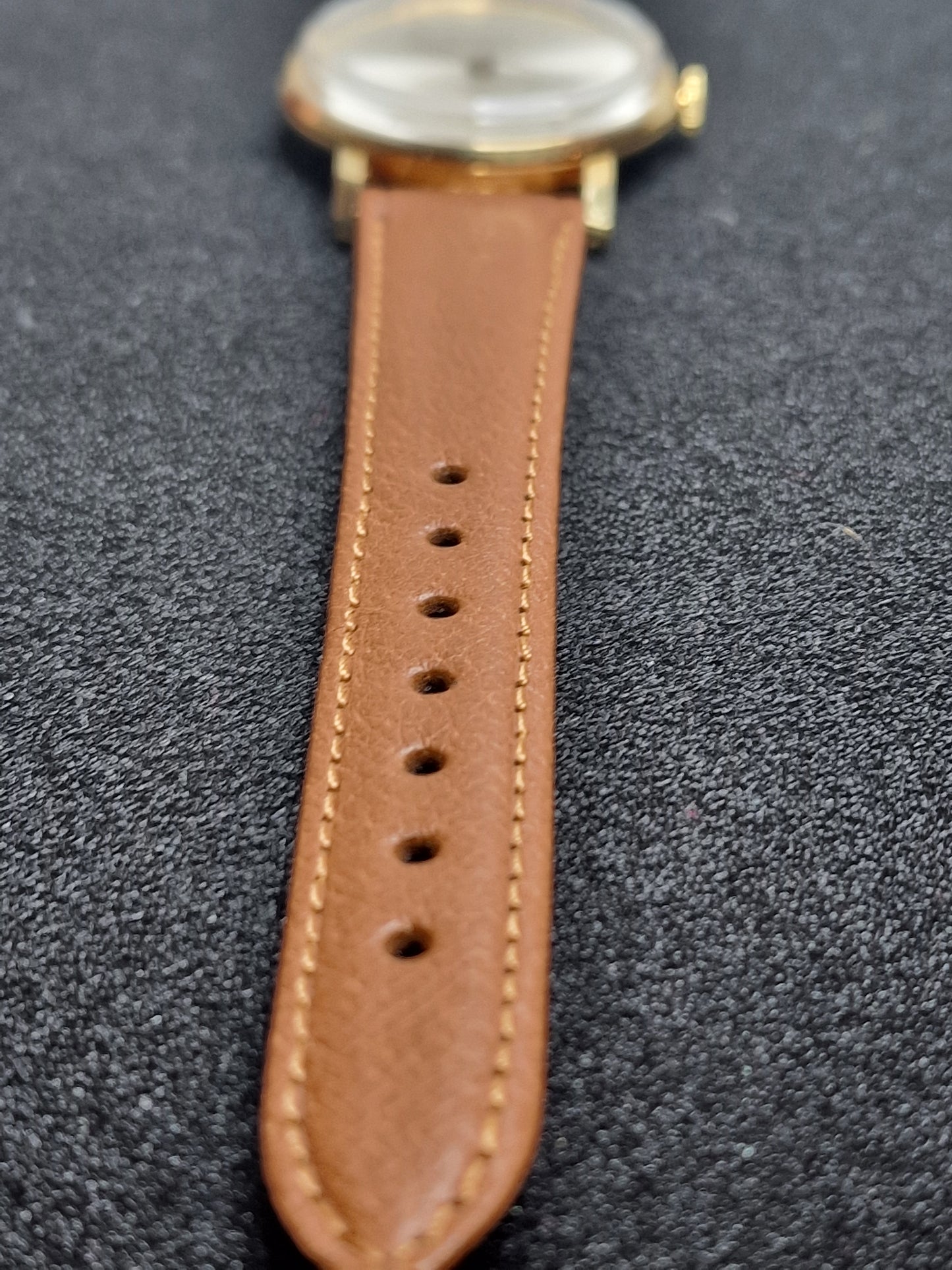 ⌚ Unworn Vintage Watch "SECRETARY" – Swiss Made | Hand-Wound | 50s/60s | Gold-Tone | NOS