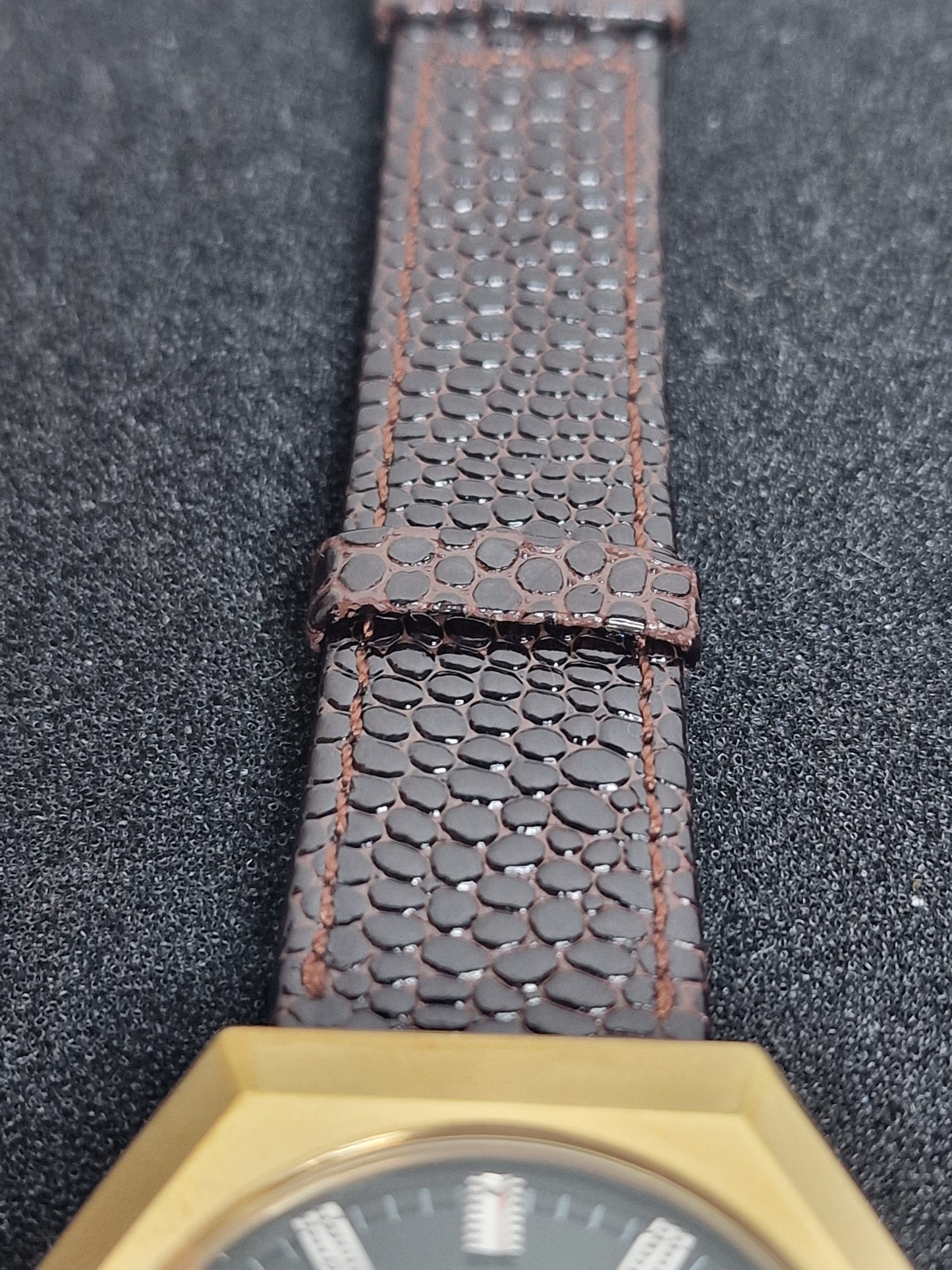 ⌚ Unworn Vintage CATENA Watch – Swiss Made | Hand-Wound | Faceted Crystal | 70s/80s | NOS