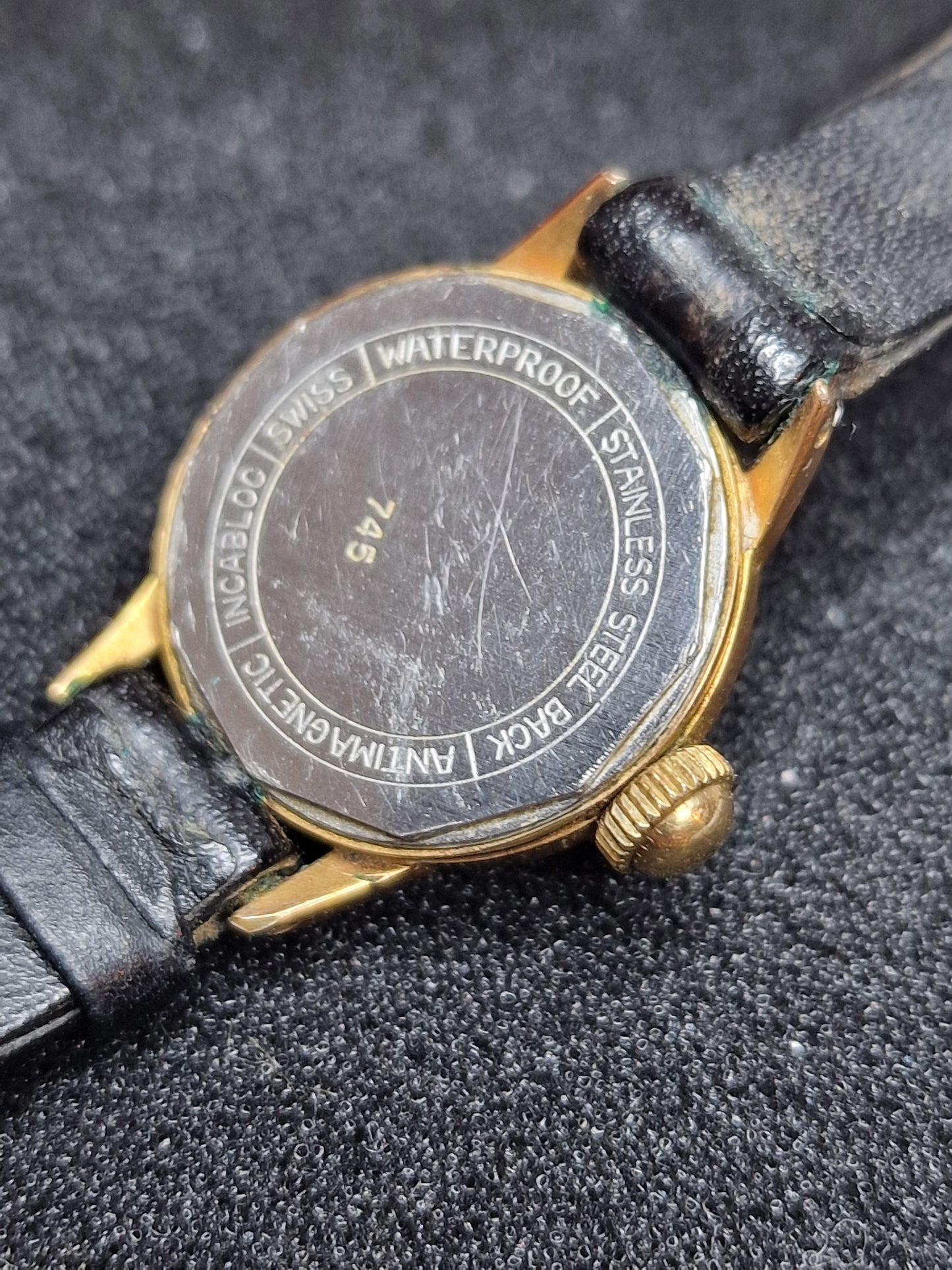 ⌚ Vintage ELOGA Watch – 17 Jewels | Incabloc | Waterproof | Swiss Made | 19mm