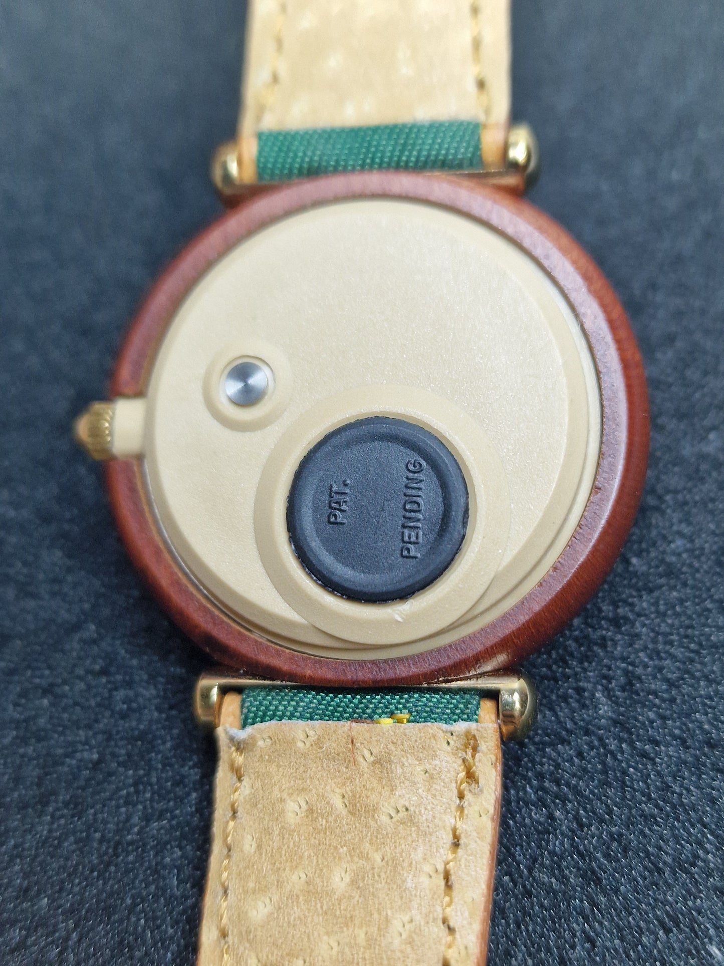⌚ Vintage Unisex Watch – FESTINA | Quartz Movement | Swiss Made | 1980s–90s | 32mm | NOS