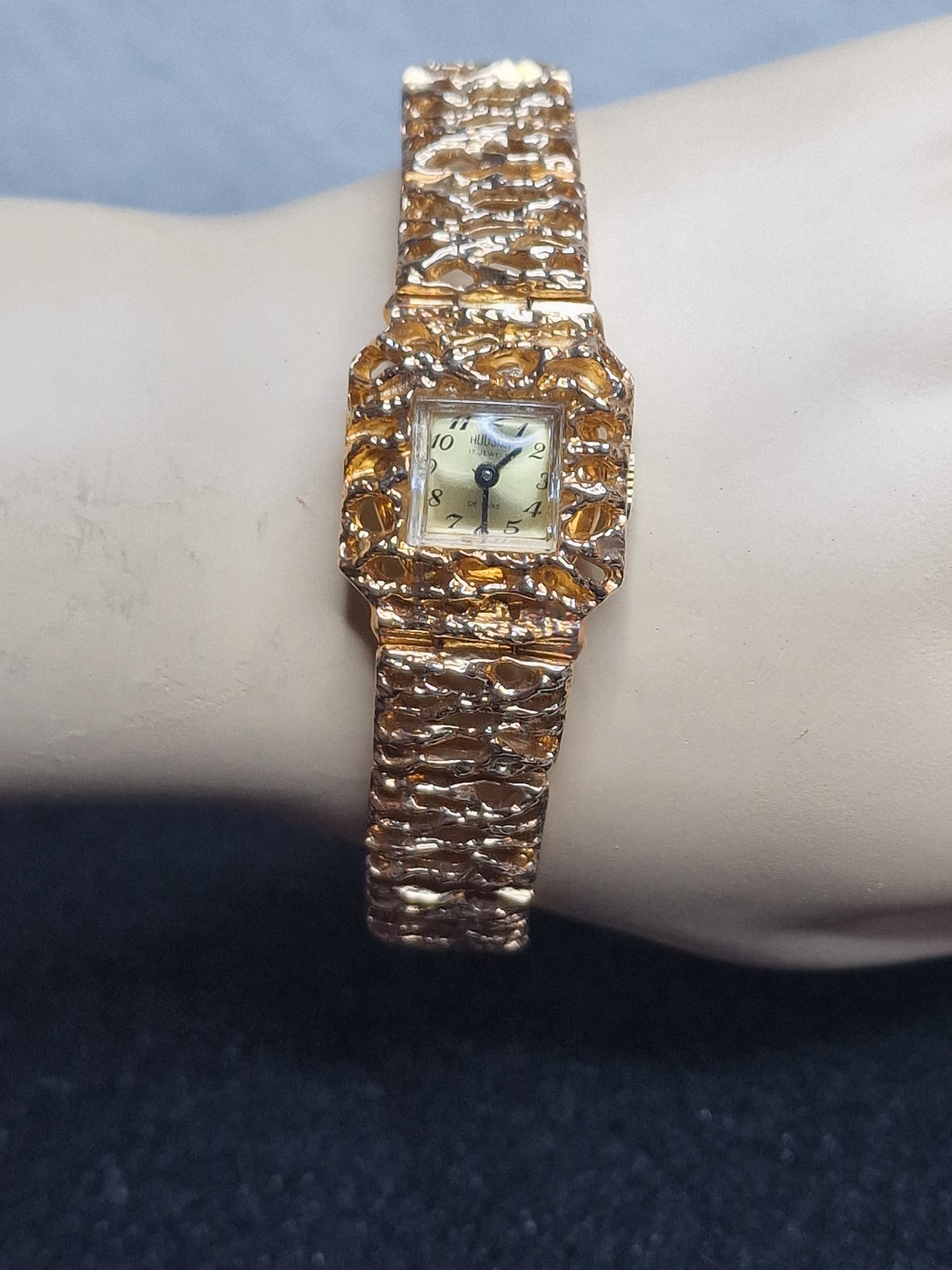 ⌚ Vintage Ladies’ Watch – HUDSON de Luxe | Hand-Wound | Swiss Made | 1960s | NOS