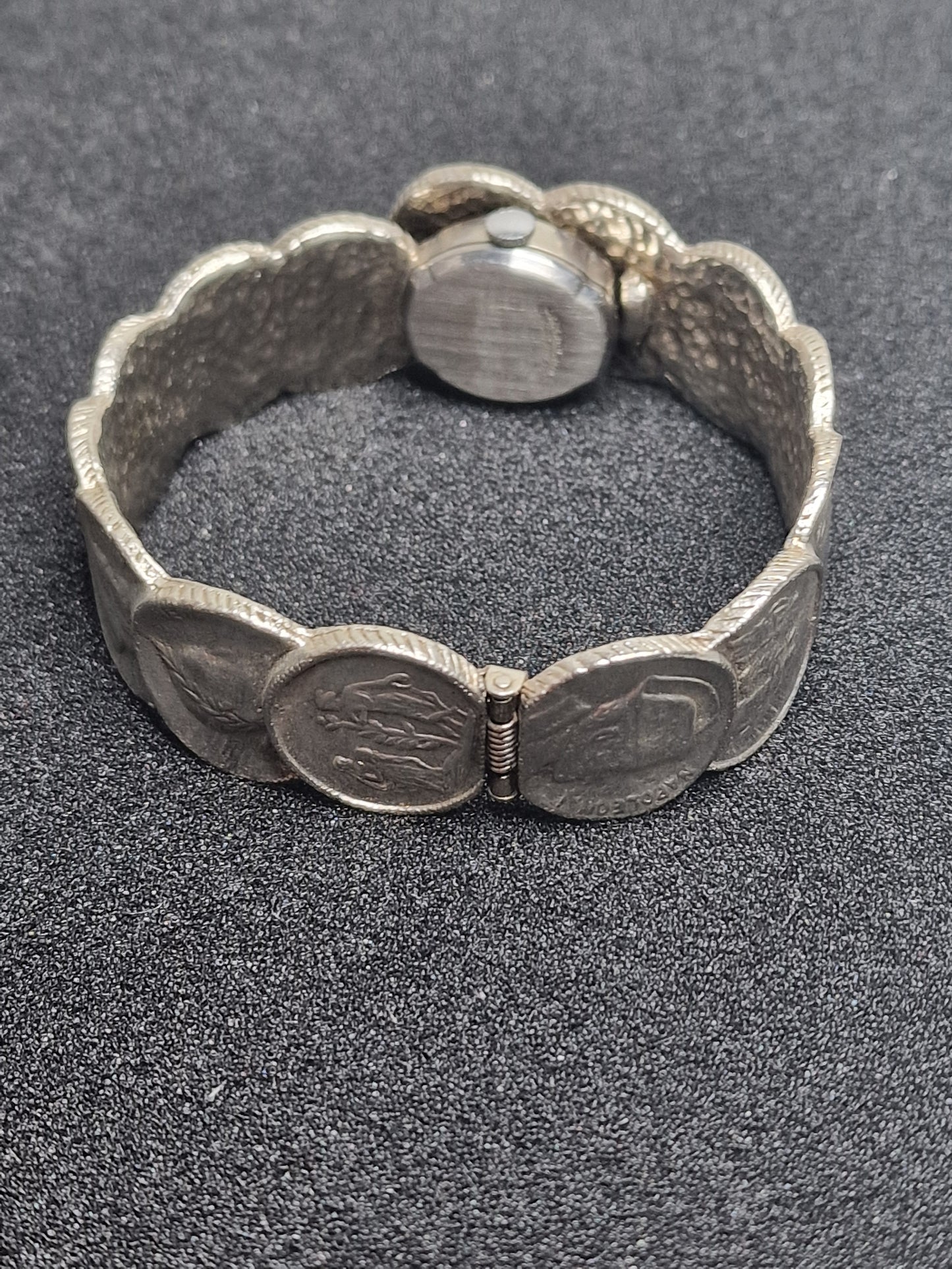 💎 Vintage Ladies’ Jewelry Watch – SAMBA | Hand-Wound | Late 1960s | Napoleon Coin Design | Swiss Made