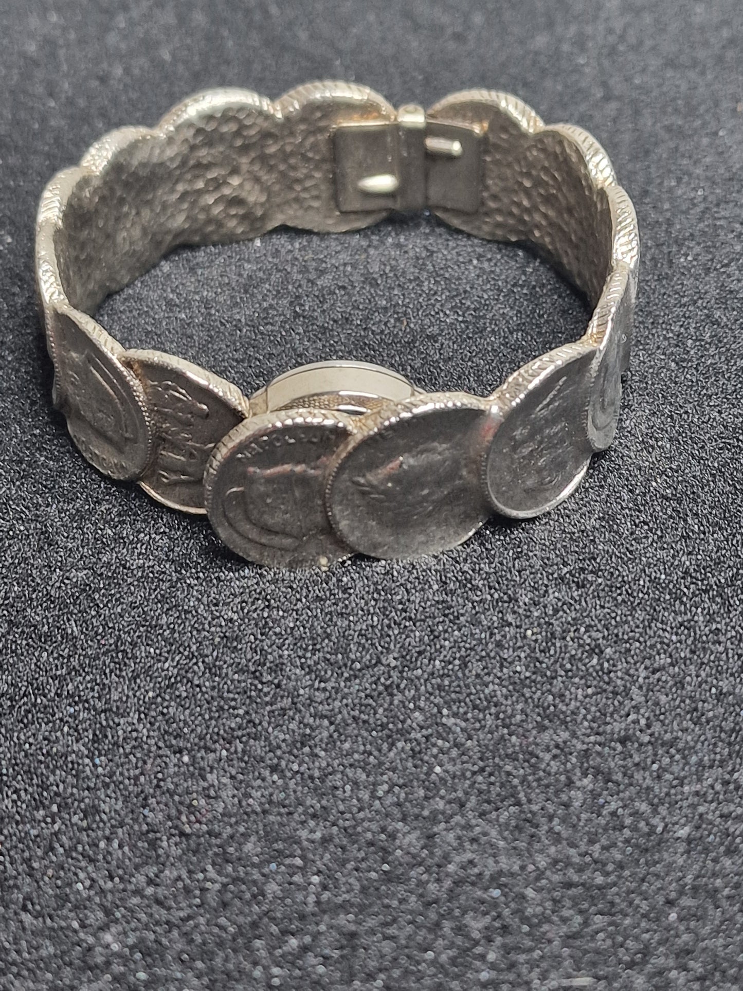 💎 Vintage Ladies’ Jewelry Watch – SAMBA | Hand-Wound | Late 1960s | Napoleon Coin Design | Swiss Made