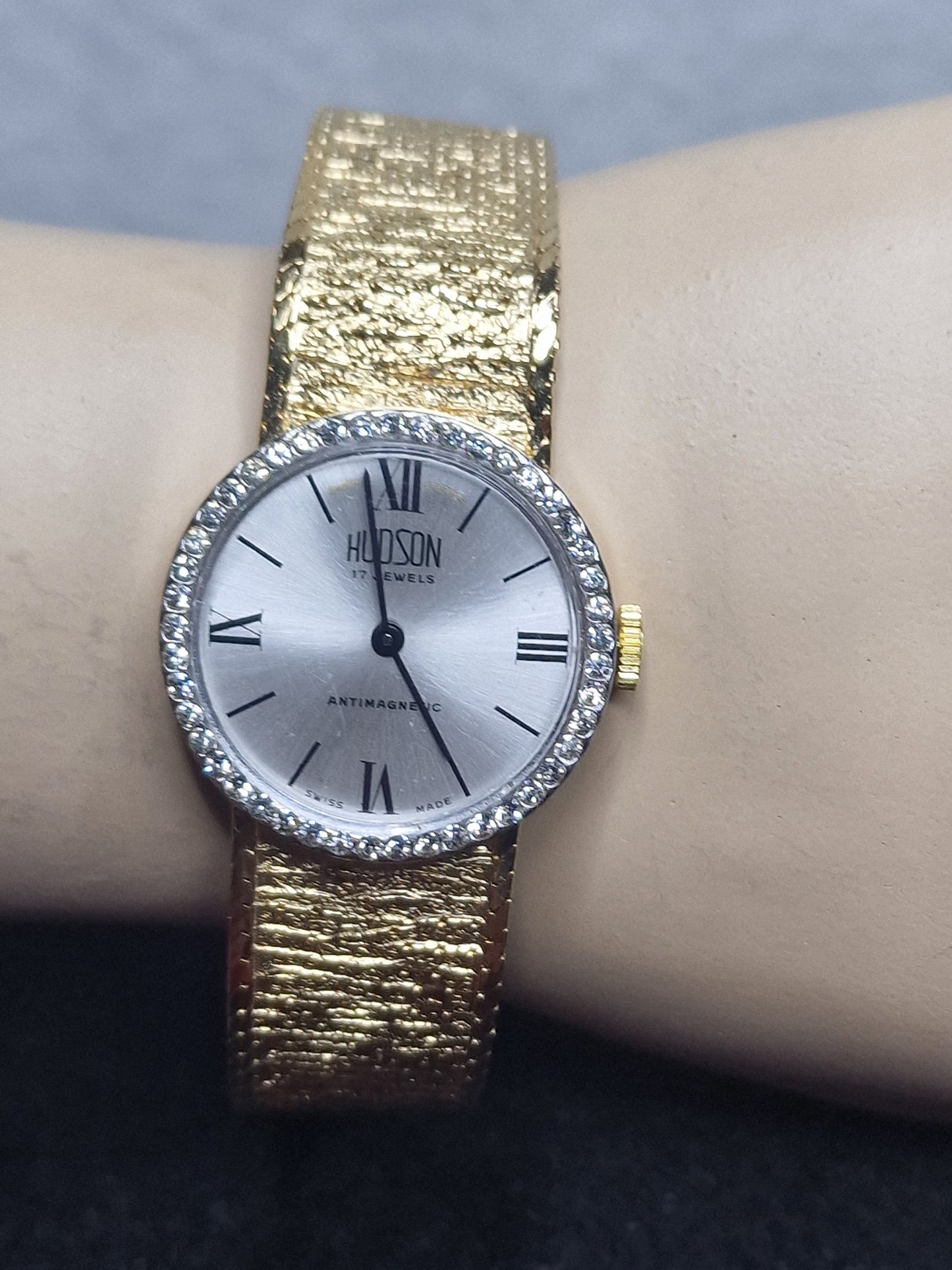 💎 Vintage Ladies’ Jewelry Watch – HUDSON | Hand-Wound | Late 1960s | Swiss Made | NOS