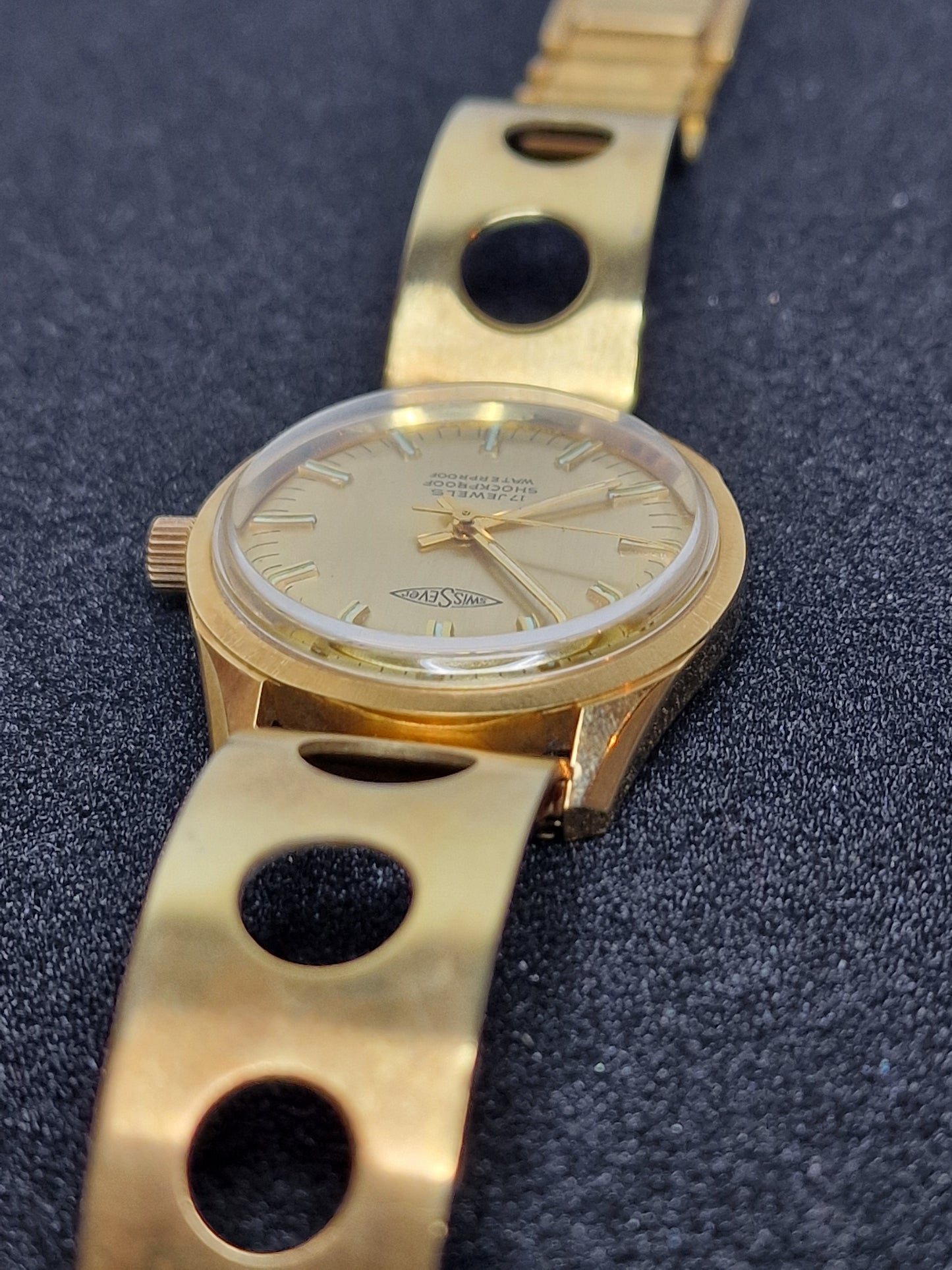 ⌚ Vintage Watch – SWISSEVER | Hand-Wound | Swiss Made | 1960s | NOS
