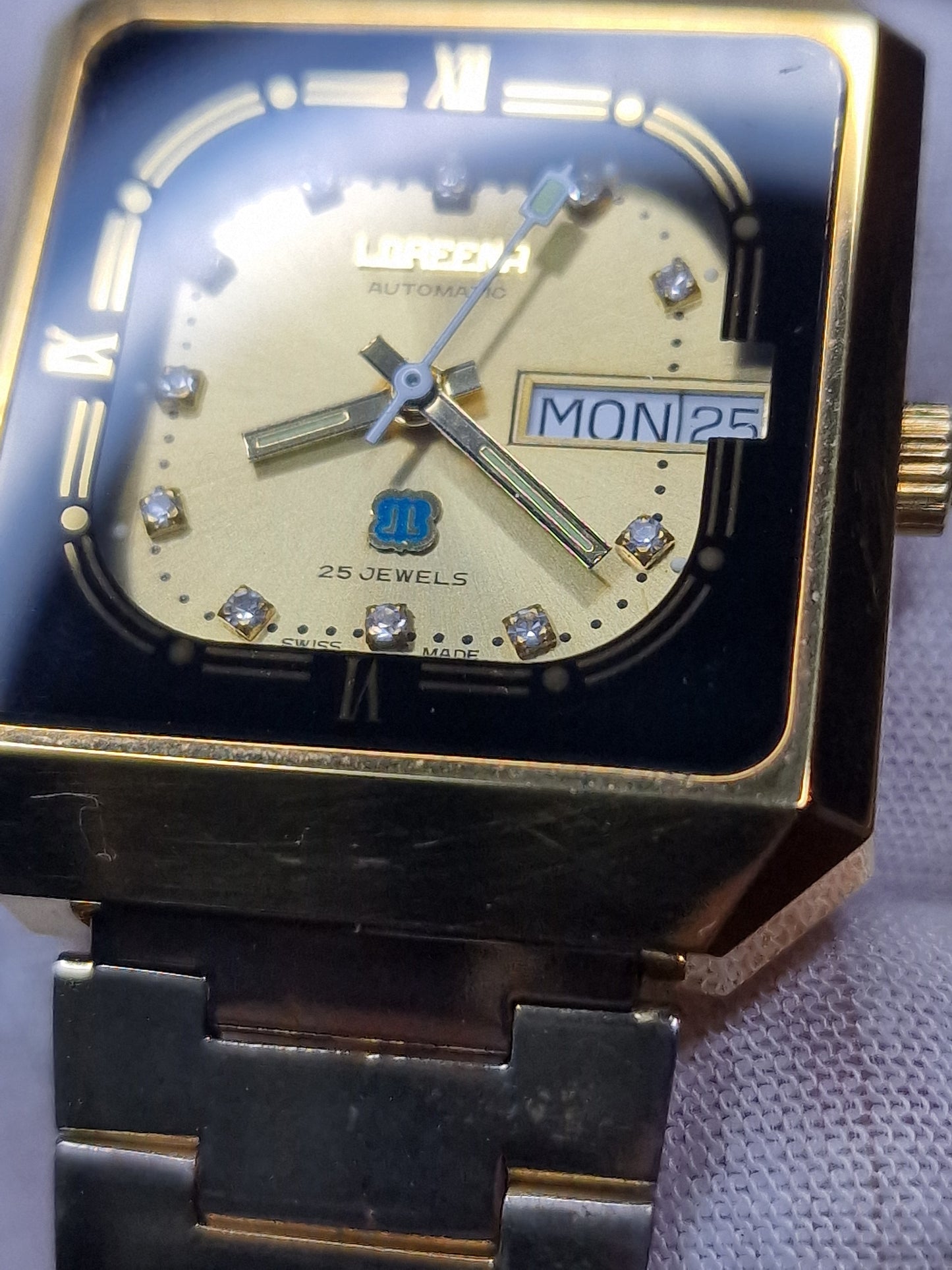 Very High Quality Vintage Watch - Loreena / Automatic - 60s