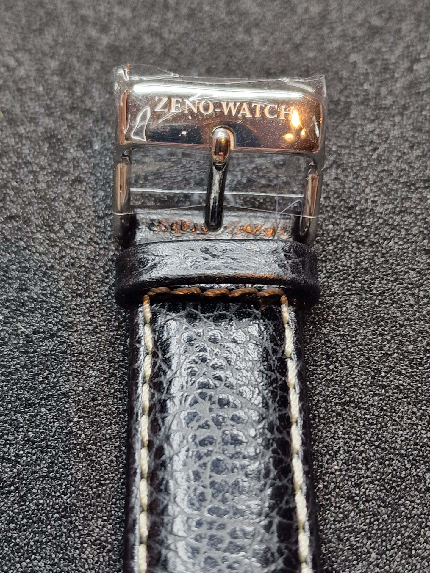 Vintage Men's Newmark Calendar Watch with Hand-Wound Movement 60s