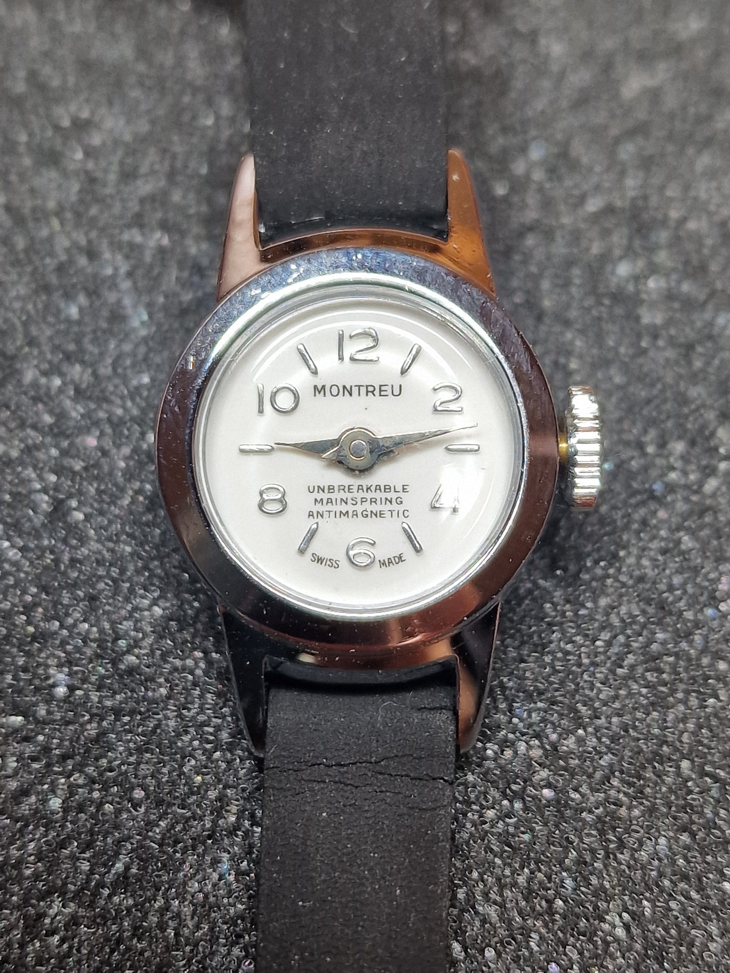 💎 Tiny Vintage Ladies' Watch "MONTREU" – 1950s/60s, Hand-Wound, Swiss Made, Unworn