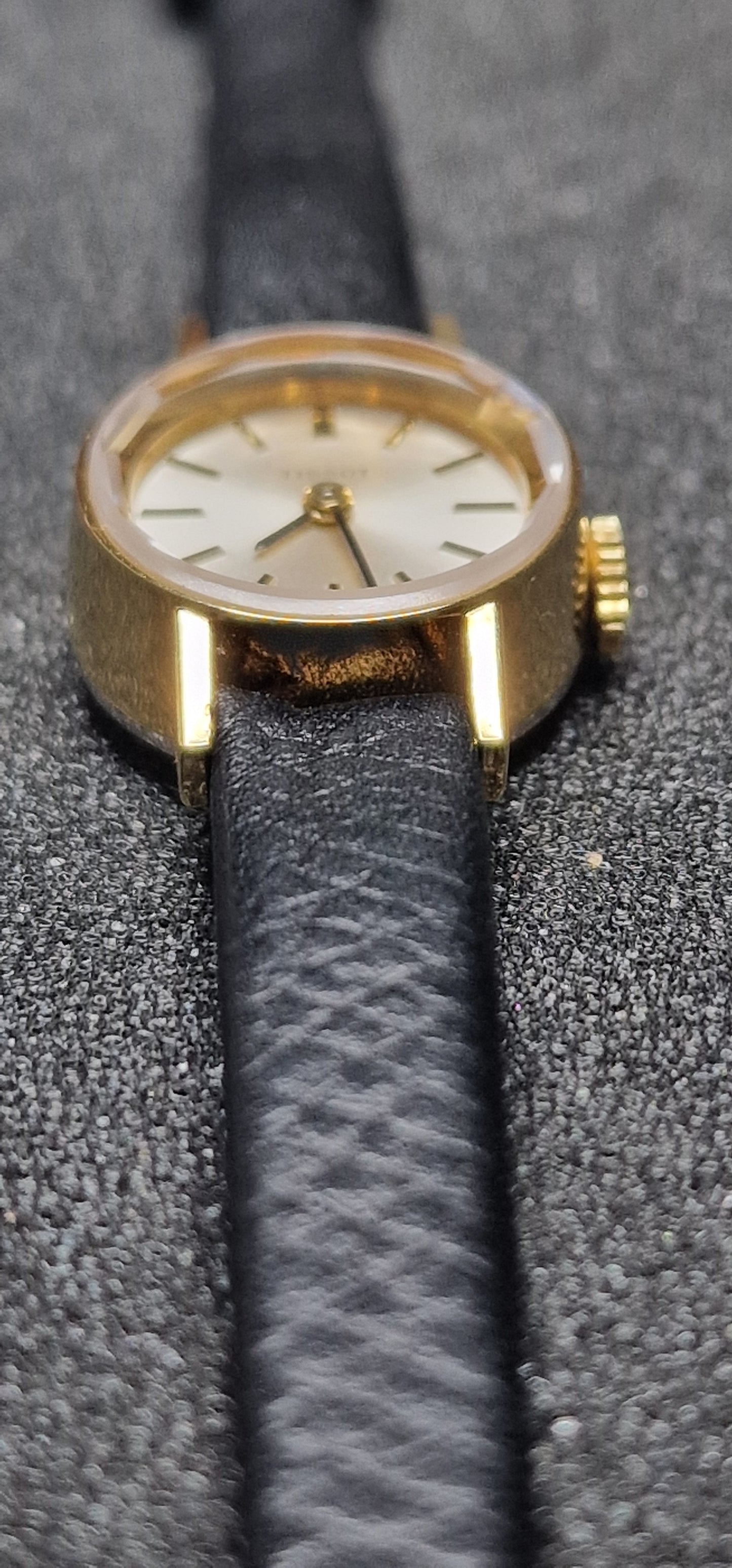 🌟 UNWORN! 1960s Vintage TISSOT "Art Deco" – Hand-Wound, 17.5mm, NOS from Old Stock
