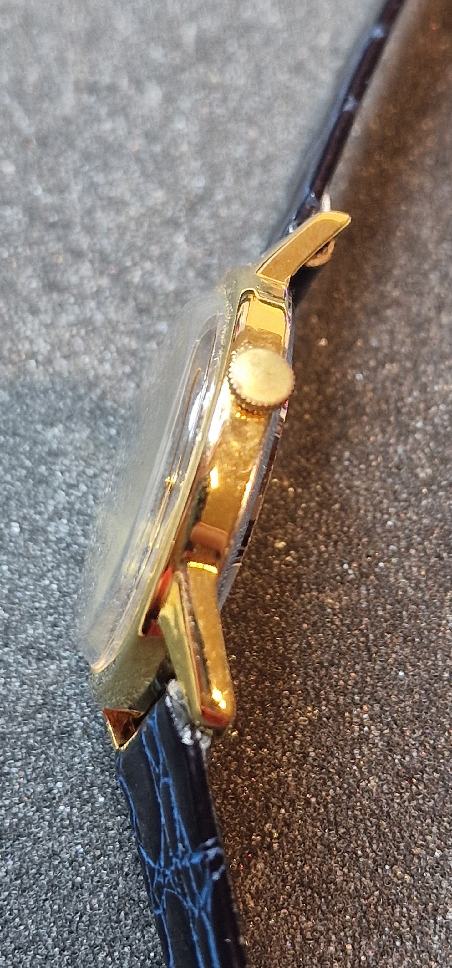 🕰️ Vintage Watch "F.H.B." – Swiss Made, 1950s/60s, Hand-Wound, Unworn Old Stock