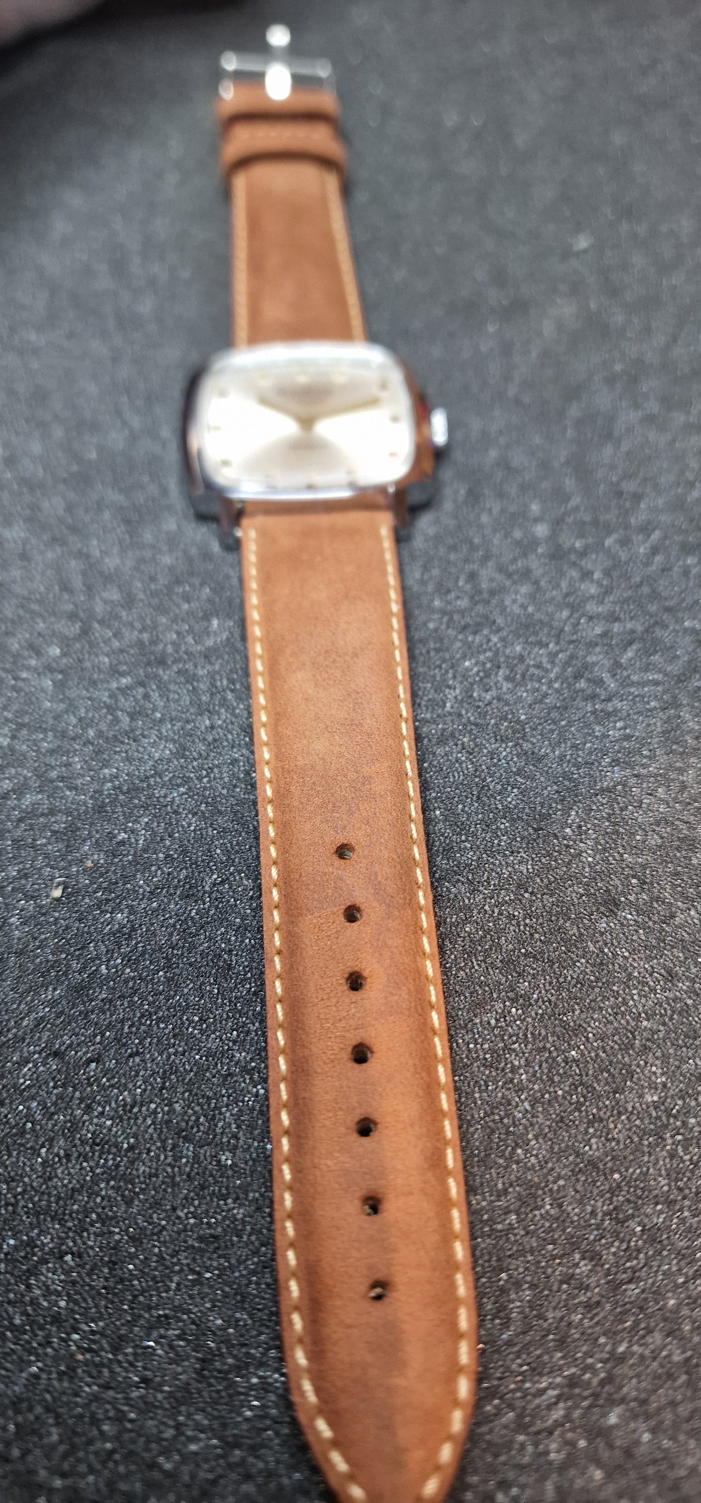 🕰️ Unworn Vintage Watch "Omikron" – Swiss Made, Hand-Wound, 70s/80s, Ultra Slim Design