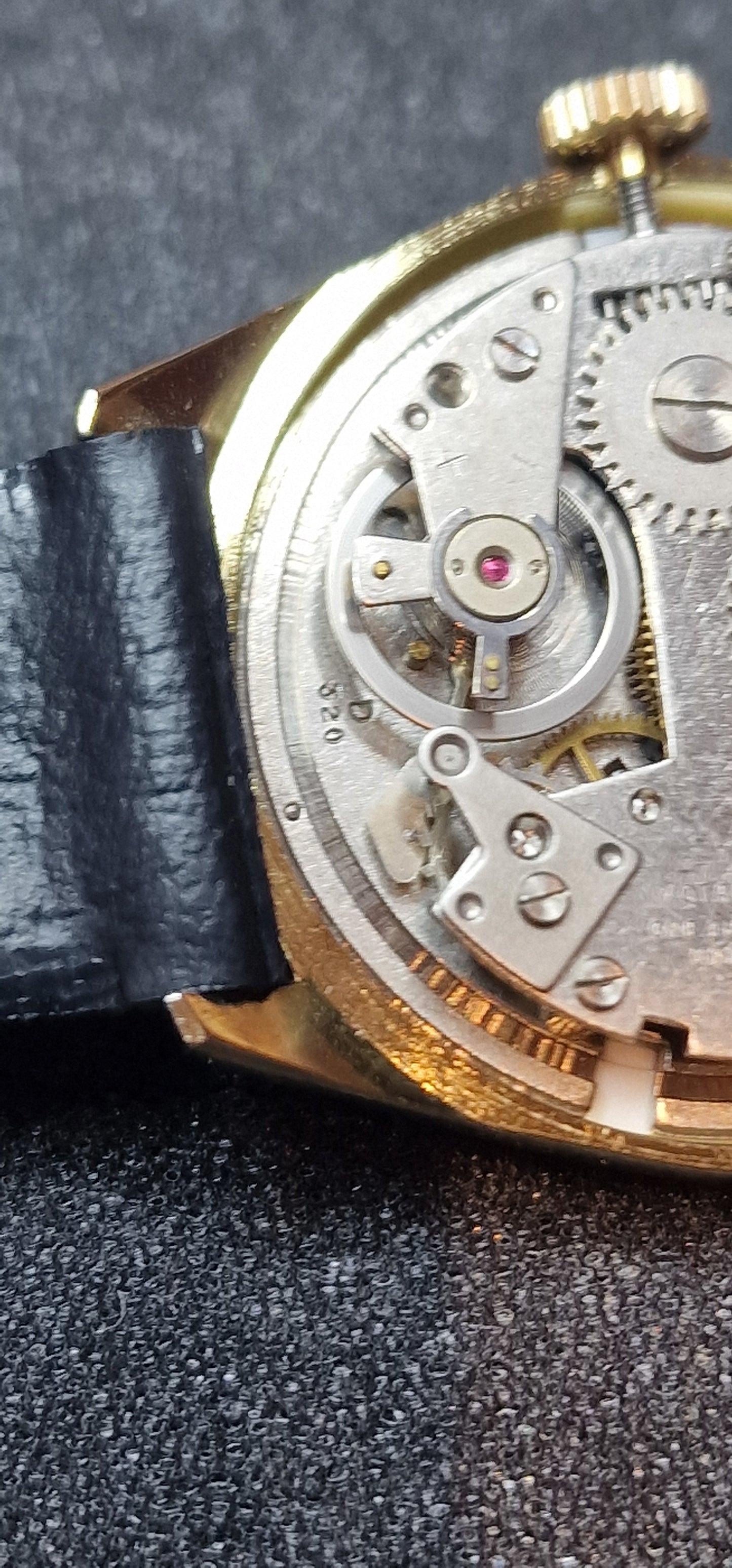 📆 Unworn Vintage Watch "Lucerne Calendar" – Hand-Wound, 34mm, Swiss, Old Stock