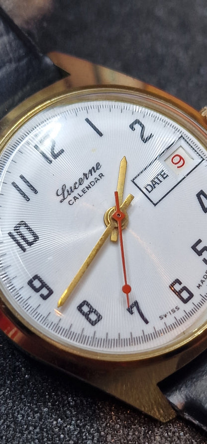 📆 Unworn Vintage Watch "Lucerne Calendar" – Hand-Wound, 34mm, Swiss, Old Stock