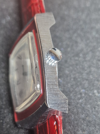 🕰️ Unworn Vintage Watch "Lincoln" – 17 Jewels, Hand-Wound, Steel Case, 32mm, Old Stock