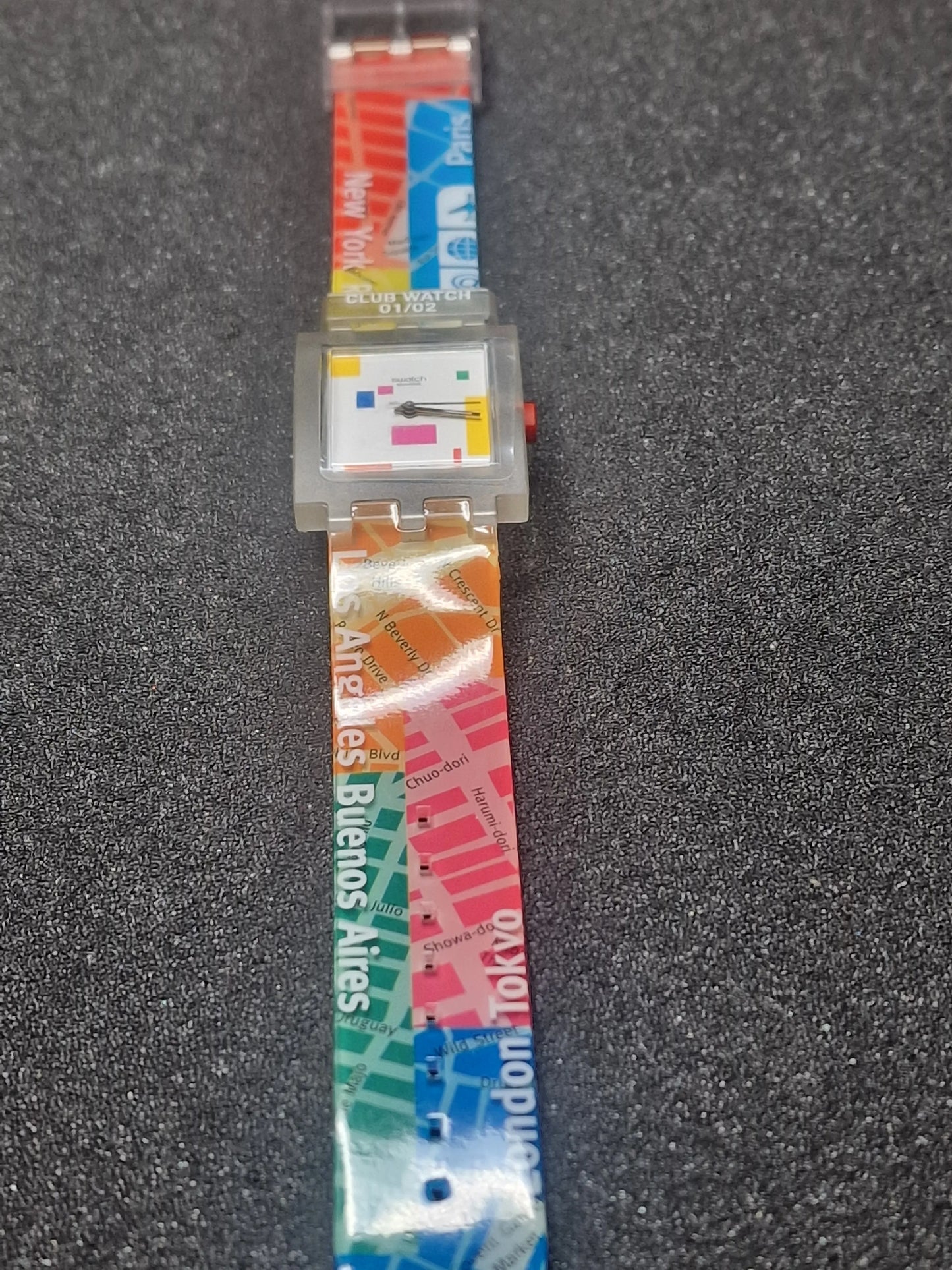 🕒 Swatch Collector Special – SUAZ100 “World²” (2001) 🌍