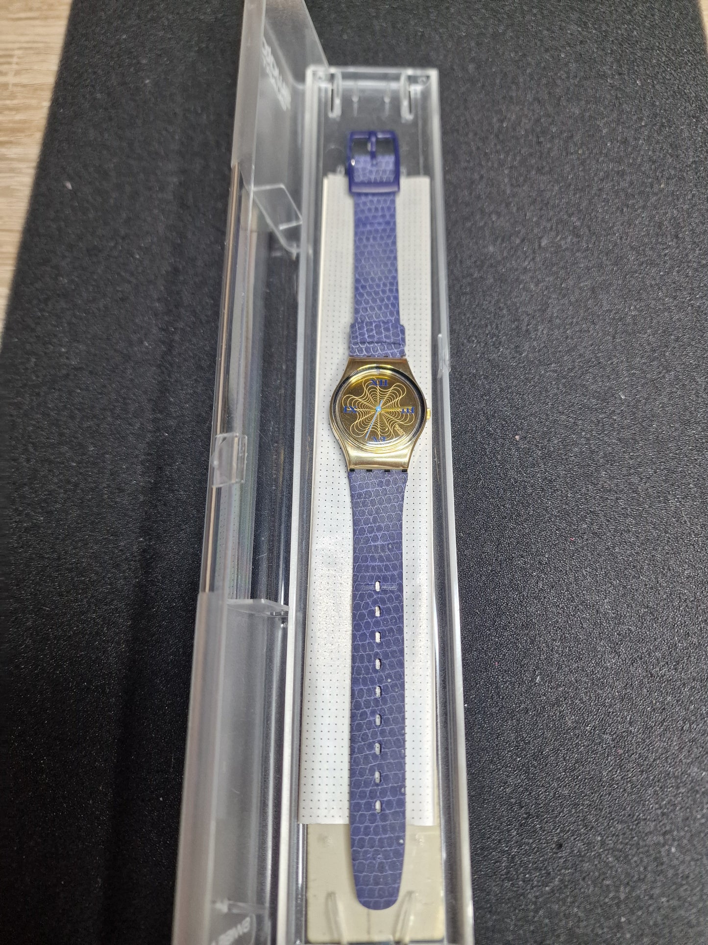 Swatch Lady LX108 "Boutique" (1991) – Elegant Vintage Lady Swatch ✨