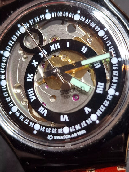Swatch Automatic SAB102 "Black Circles" (1993) – Vintage Skeleton
