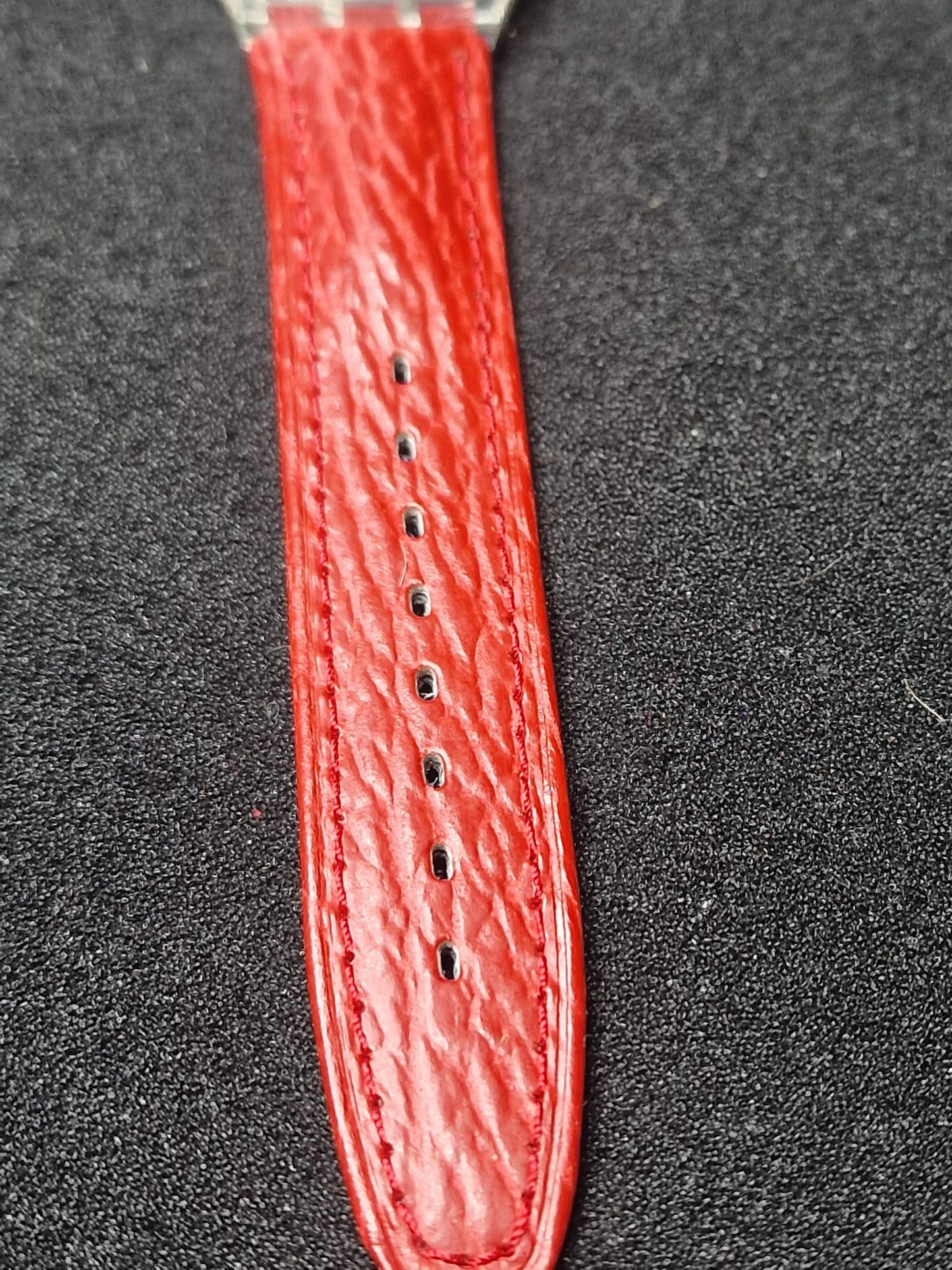 ⏱️ Swatch Automatic SAK101 "Red Ahead" (1992) – Rare Early Automatic