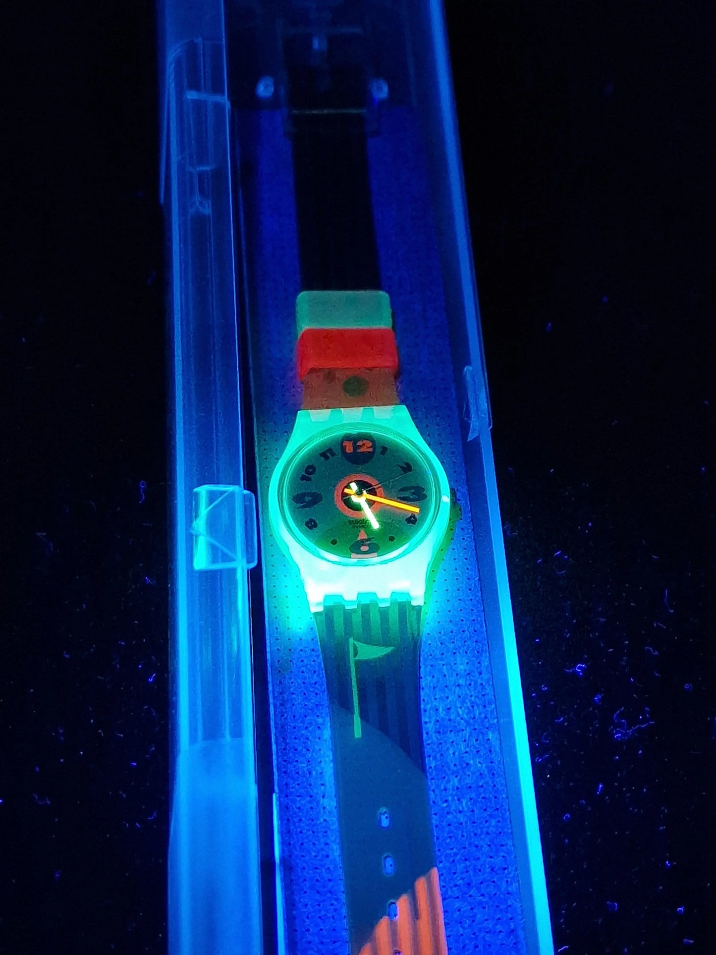 Swatch Lady LJ104 "Polar Ice" (1992) – Rare Vintage Glow Model ✨