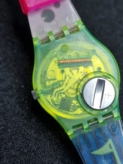 Swatch Lady LJ104 "Polar Ice" (1992) – Rare Vintage Glow Model ✨