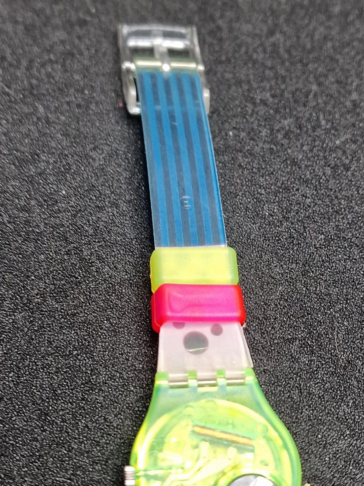 Swatch Lady LJ104 "Polar Ice" (1992) – Rare Vintage Glow Model ✨