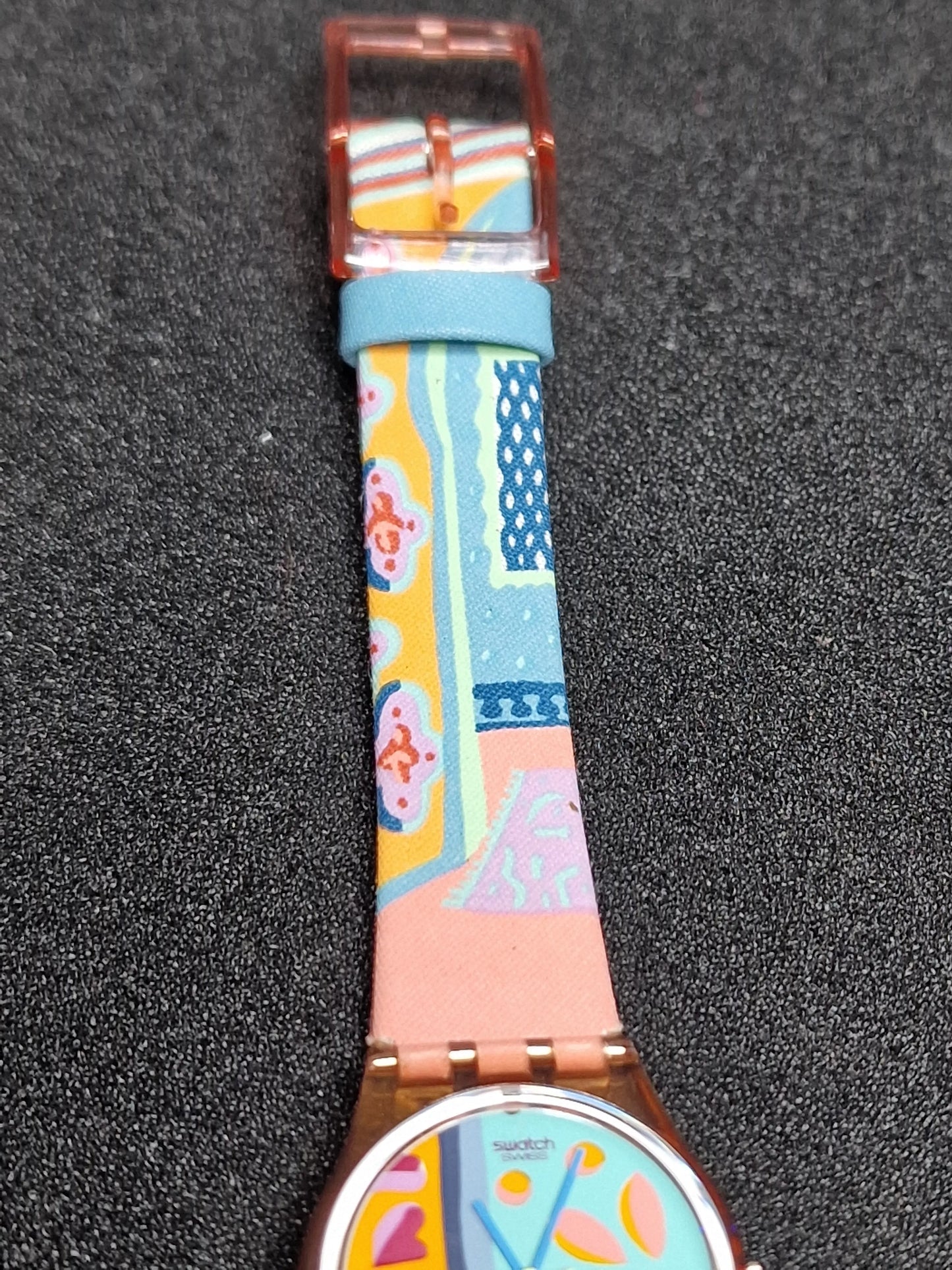 Swatch Lady LP111 "Essaouira" – 1992  🌸 Rare Vintage Glow Model