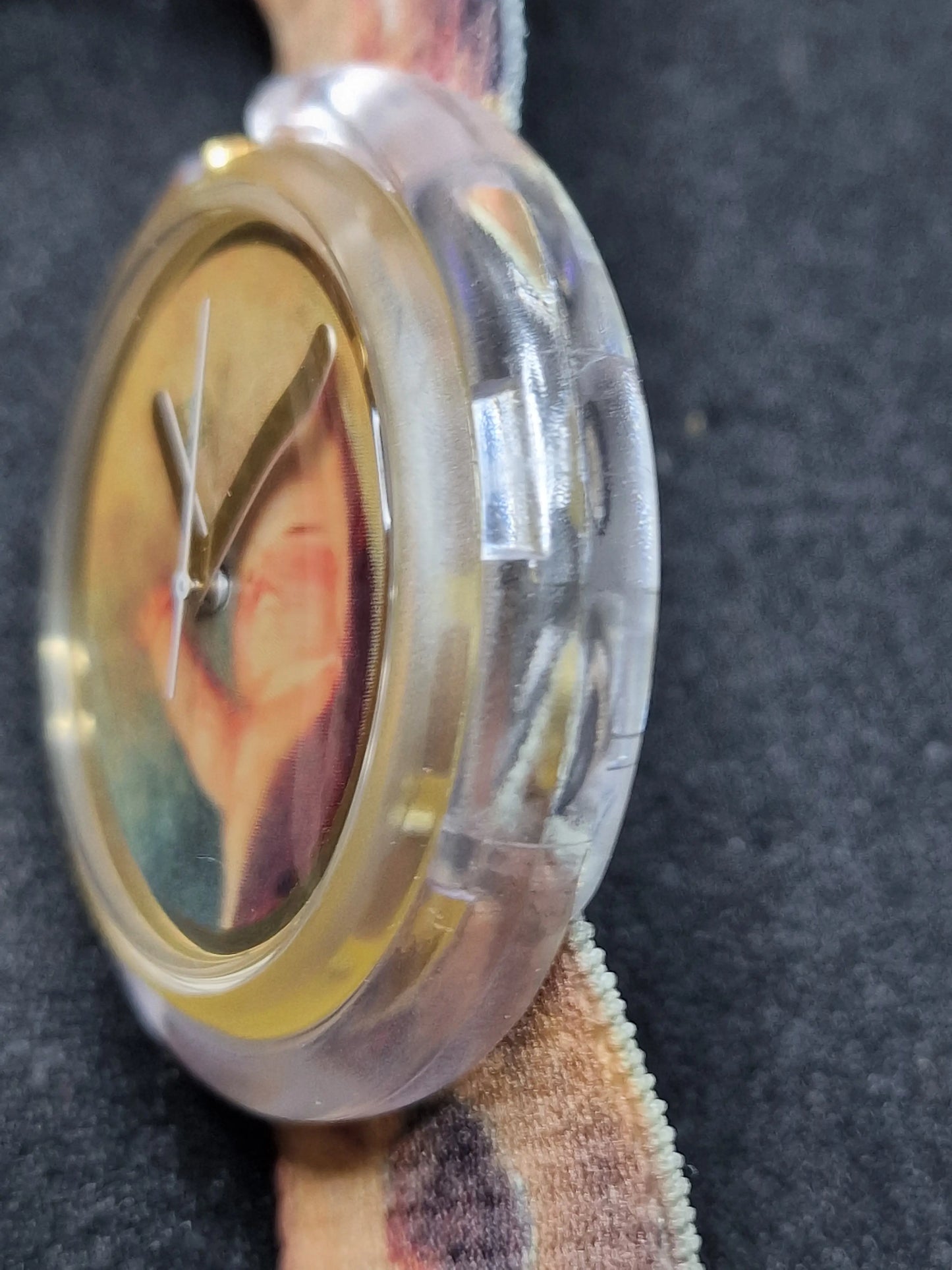 🎨 Swatch Pop PWK168 "Putti" – Vivienne Westwood (1991) ✨