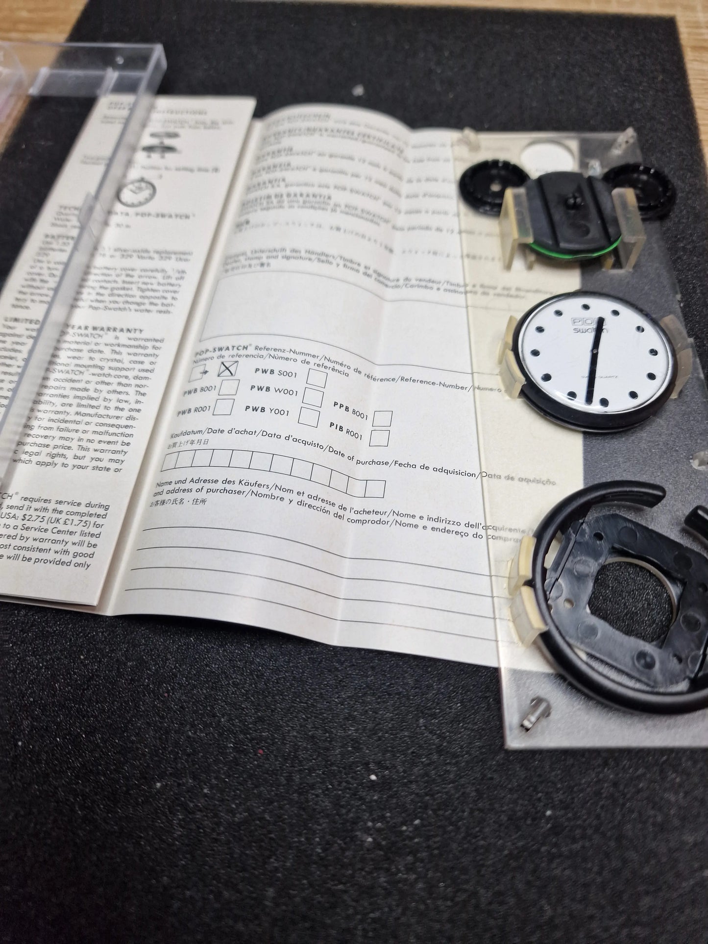 Swatch Pop PWBB120 “Basic Blacko” (1989) – Vintage Icon Used