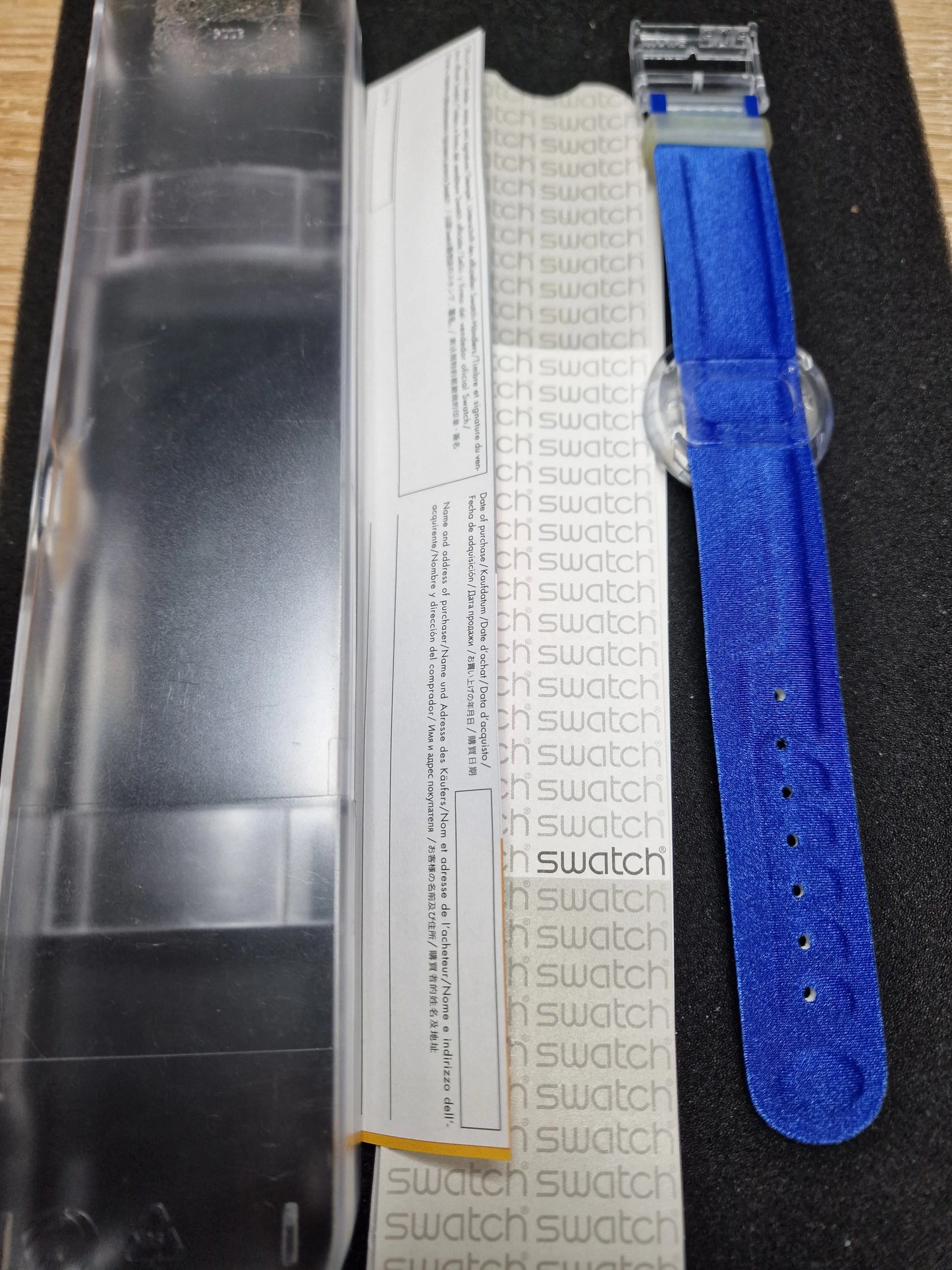 🕒 Swatch POP PMM104 "Ghiaccio" (1999) – Vintage Collectible