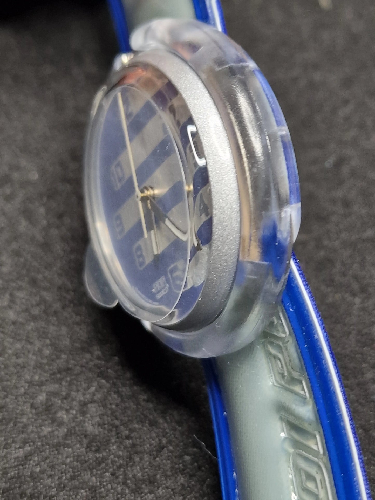 🕒 Swatch POP PMM104 "Ghiaccio" (1999) – Vintage Collectible