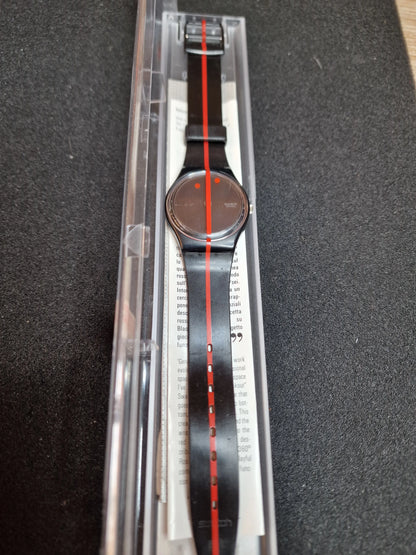 🟥 Swatch GZ119 – Rouge sur Blackout – Heinz Julen – Limited Art Edition