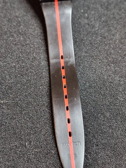 🟥 Swatch GZ119 – Rouge sur Blackout – Heinz Julen – Limited Art Edition