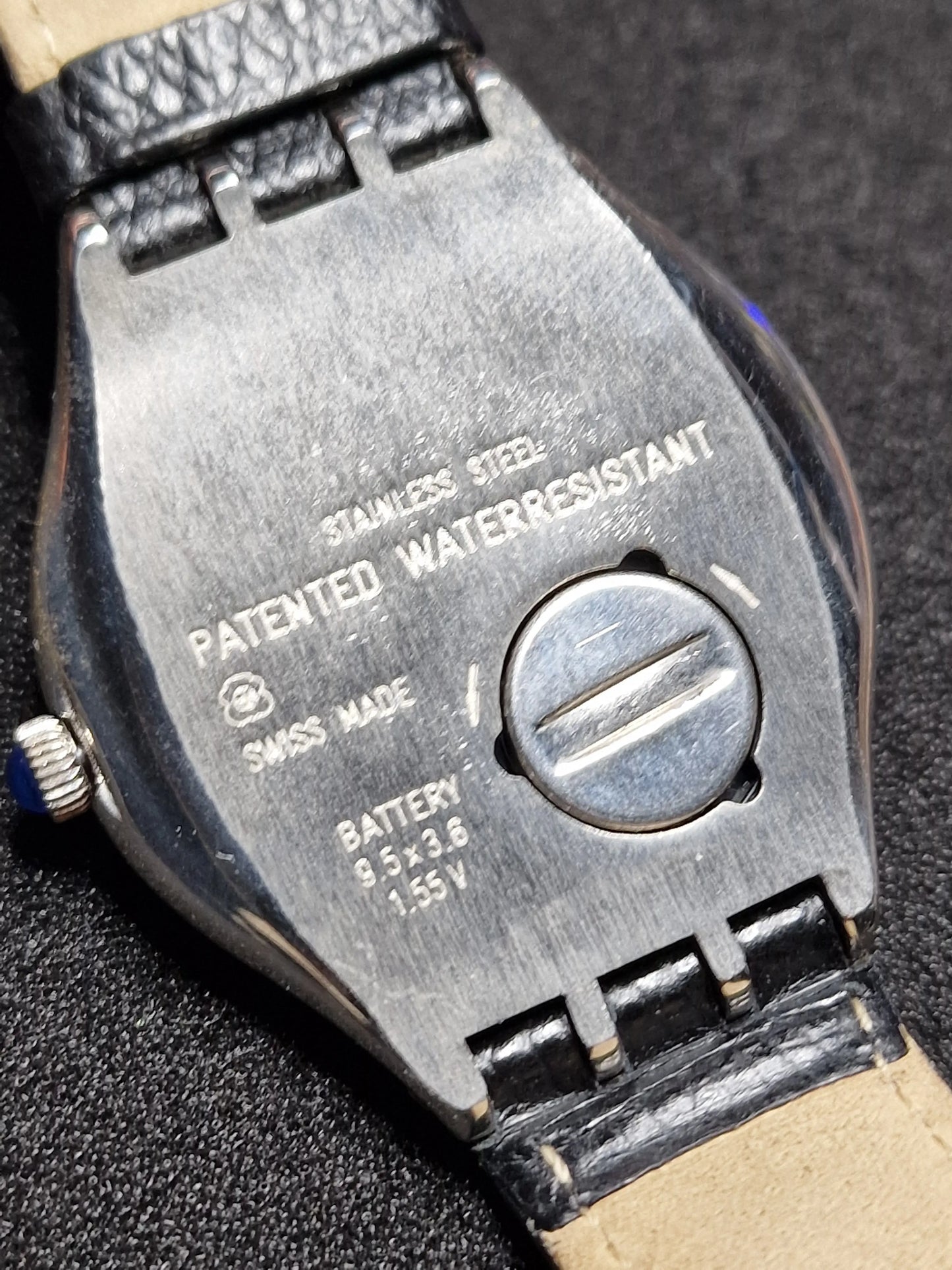 🔵 Swatch Irony YGS400 "Happy Joe Blue" – 1994