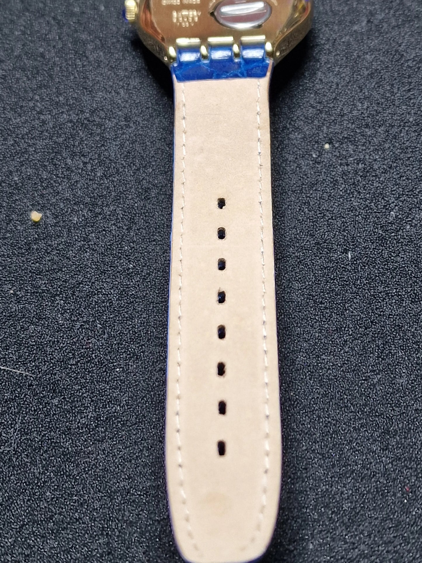 🌙 Swatch Irony Medium YGG400 "Handsome Prince" – Moon Date – 1993