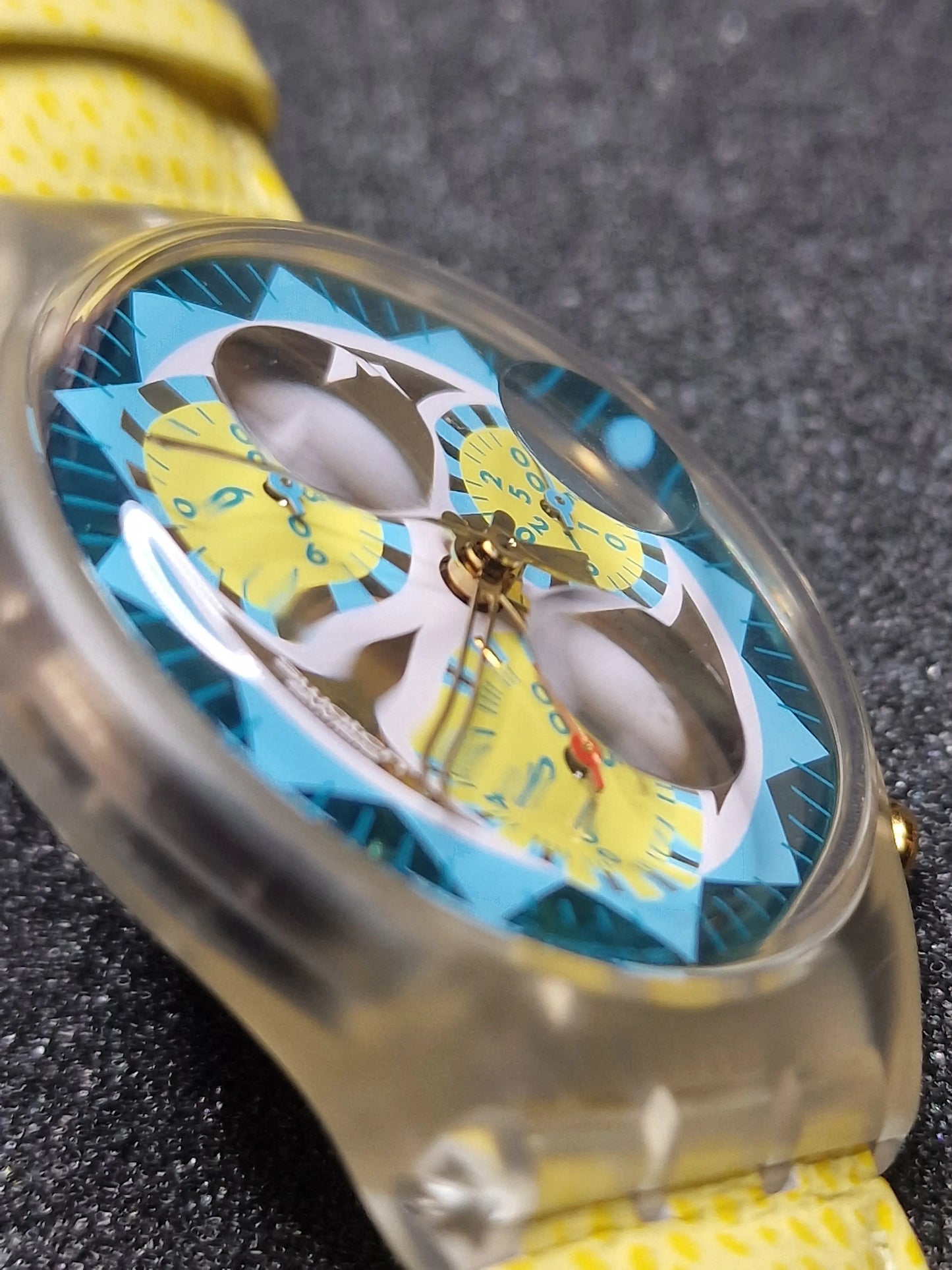 Swatch Chrono SCK106 "Lemon Breeze" (1994) – Vintage Collectible Watch