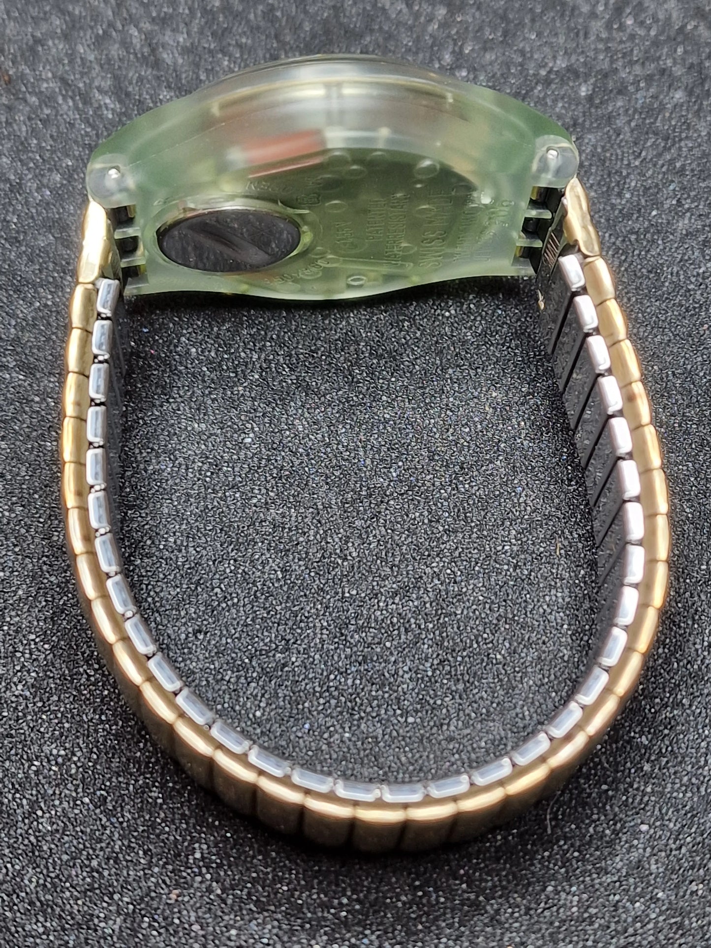 🌍✨ Swatch Chrono Flex SCG100 “Golden Globe” (1992) – Rare Vintage Chronograph