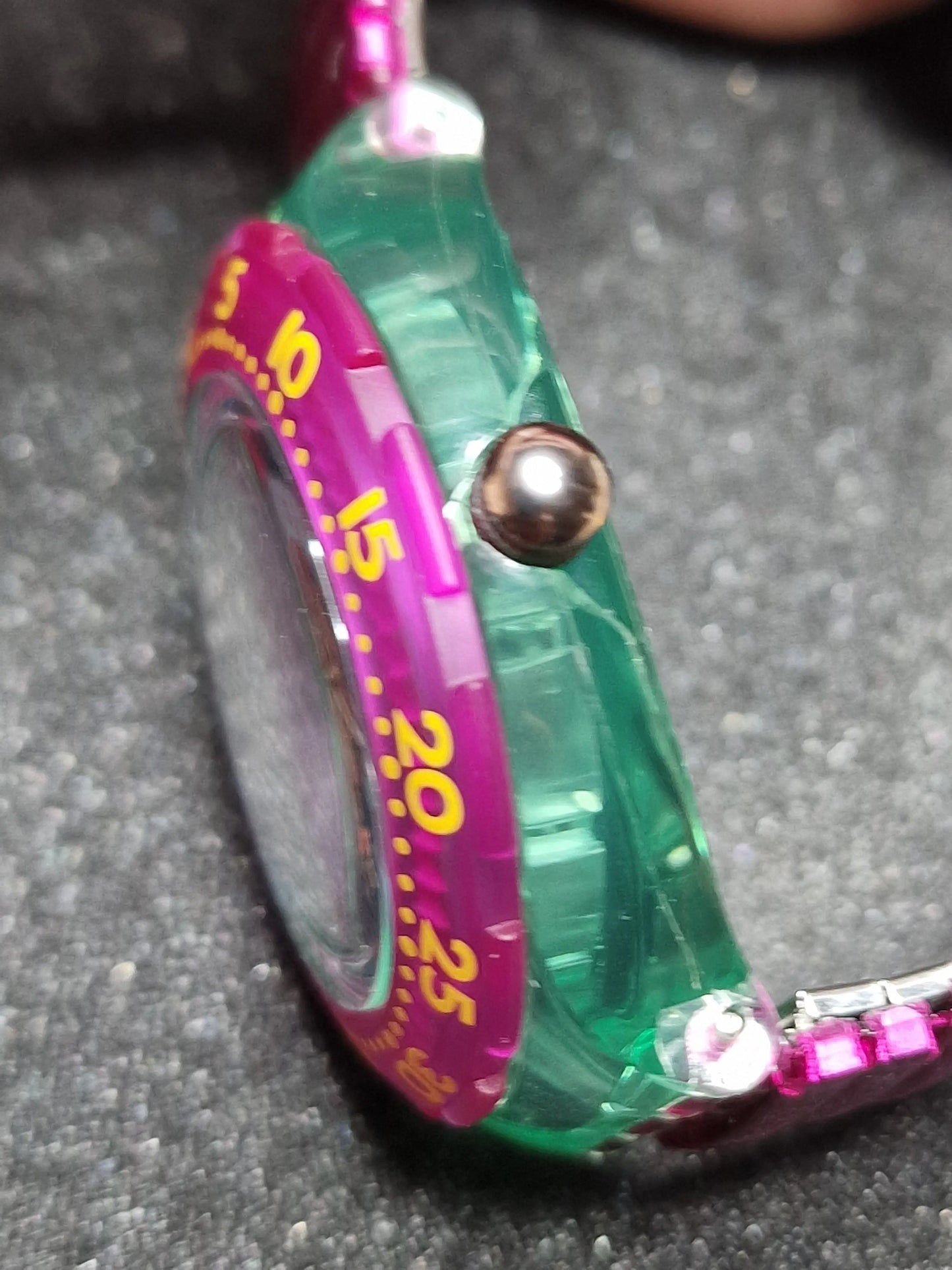 Swatch Scuba 200 Flex SDG102 "Cherry Drops" (1993) 🌊🍒