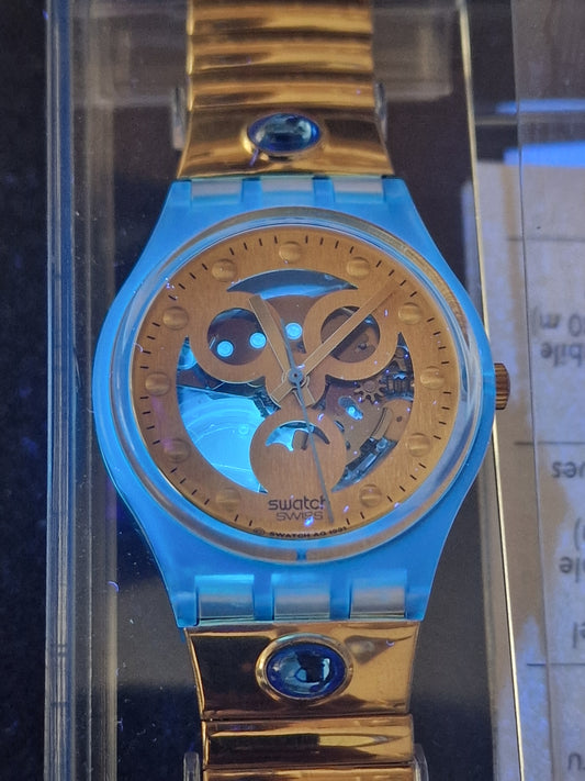 🕒 Swatch Flex GN123 “Gold Smile” (1992) – Rare Vintage Skeleton Watch