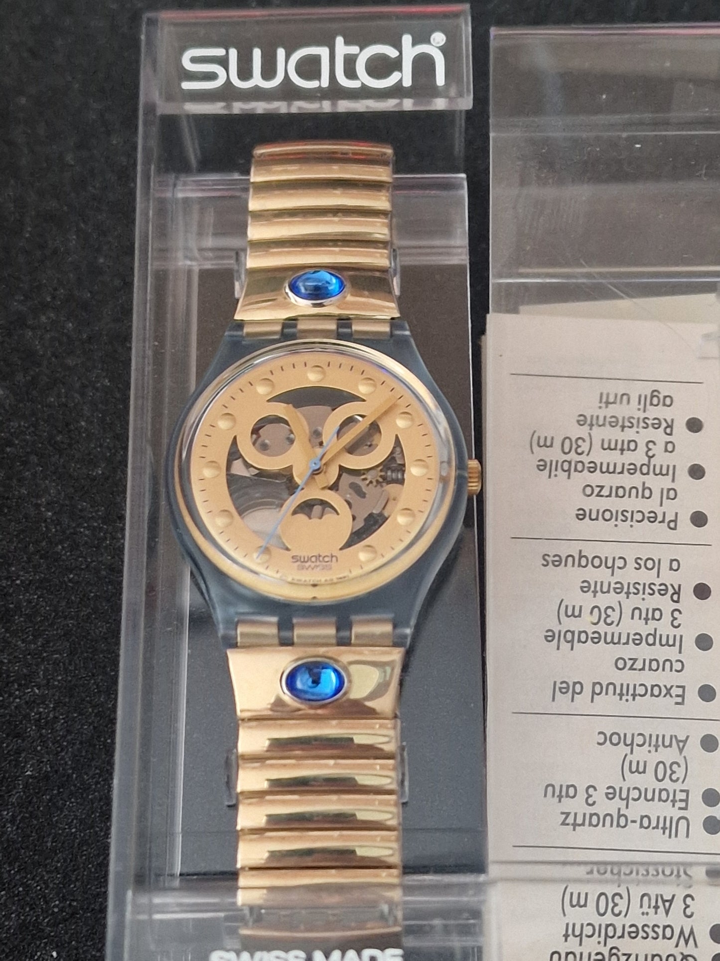 🕒 Swatch Flex GN123 “Gold Smile” (1992) – Rare Vintage Skeleton Watch