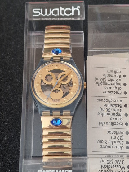 🕒 Swatch Flex GN123 “Gold Smile” (1992) – Rare Vintage Skeleton Watch